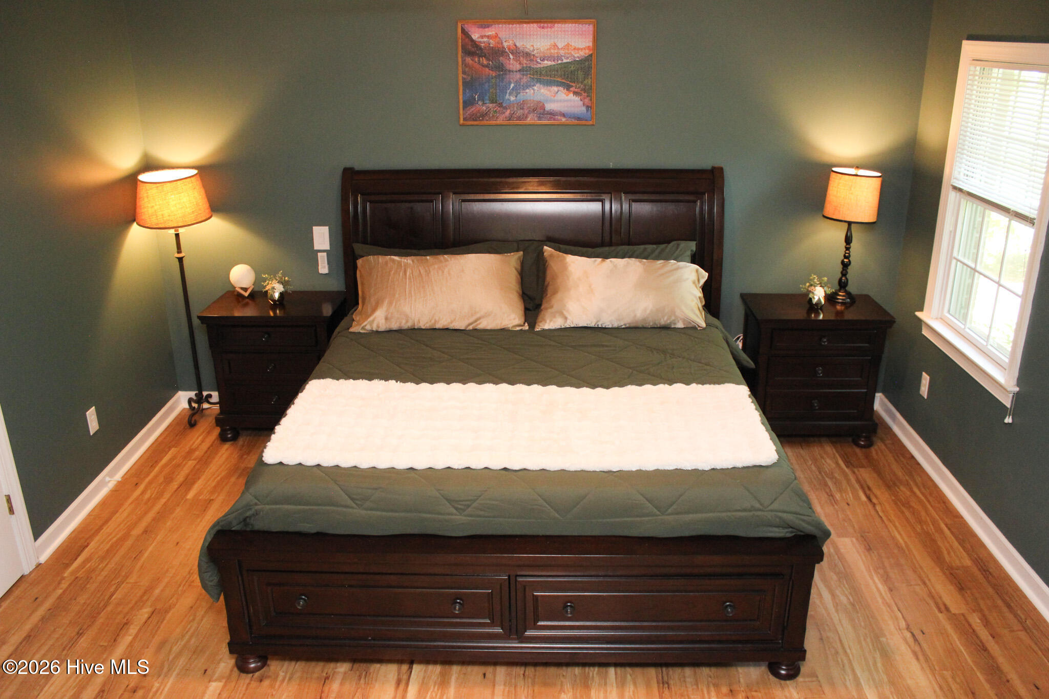 100 Black Circle Property Photo 28