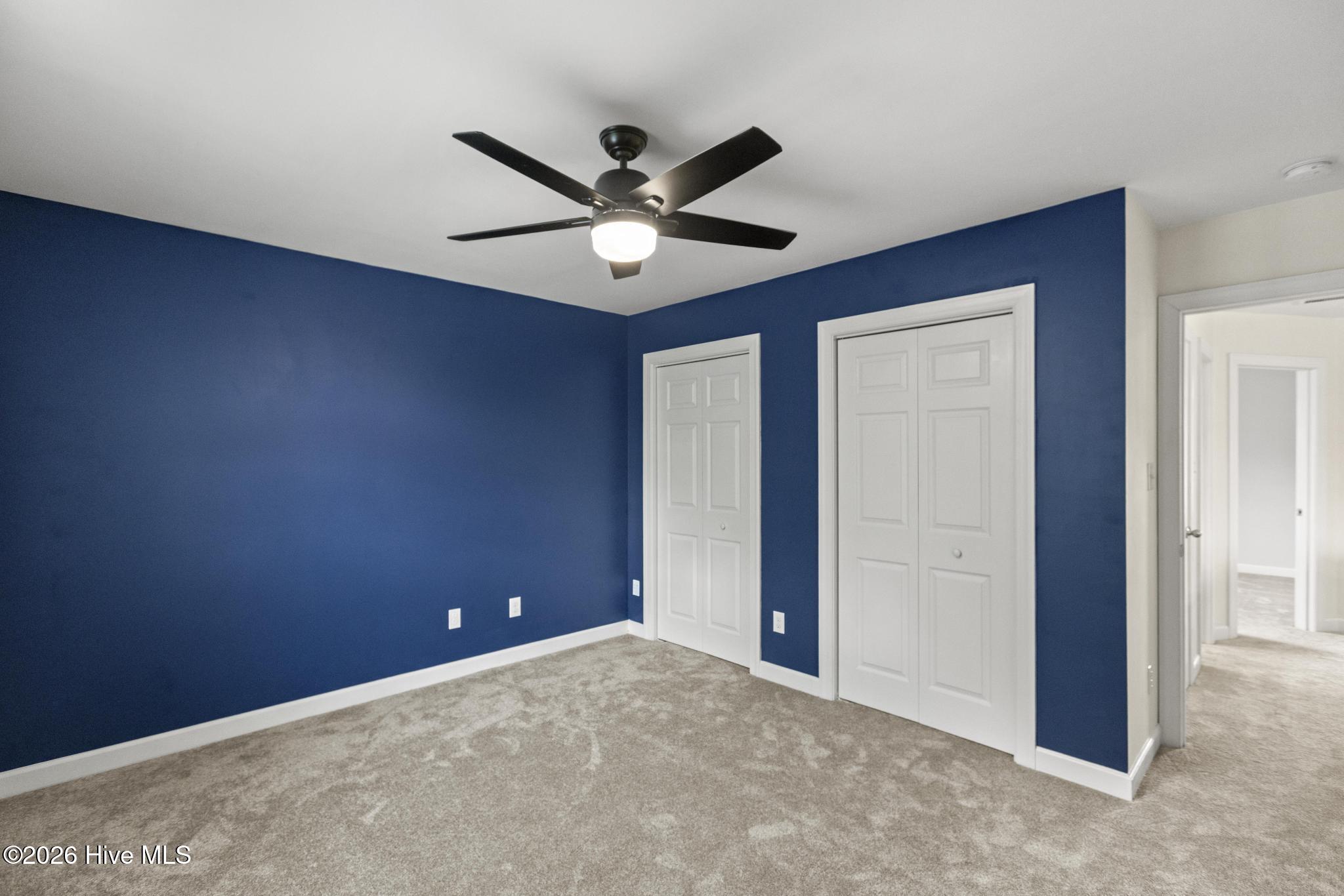 227 S River Drive Property Photo 40