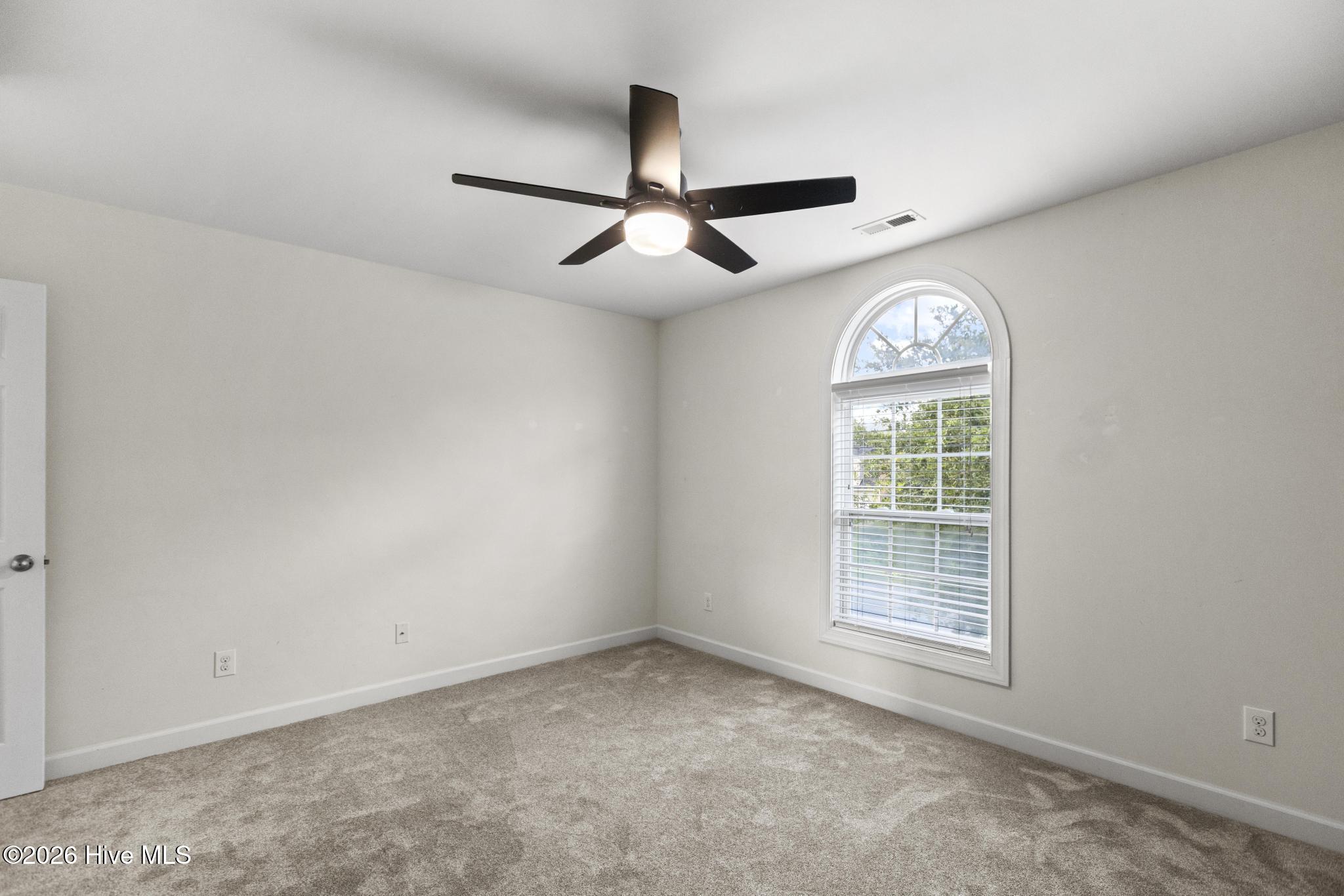 227 S River Drive Property Photo 41