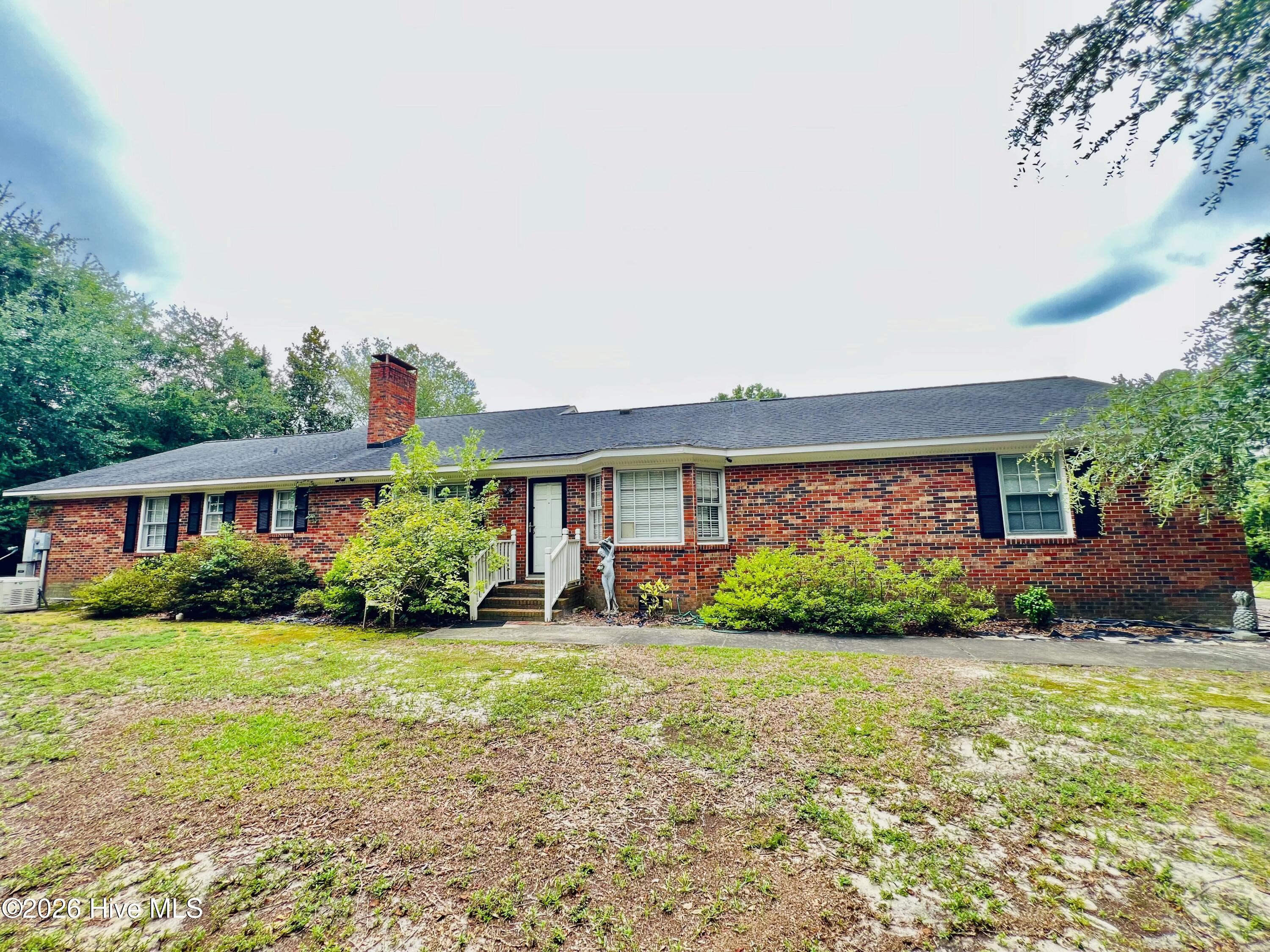 105 Country Club Circle Property Photo 14