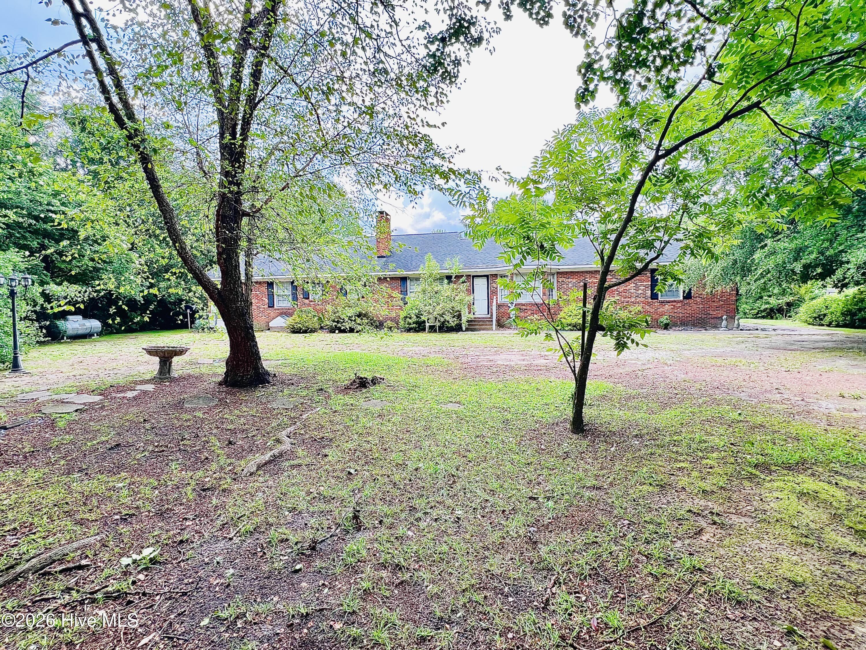 105 Country Club Circle Property Photo 15