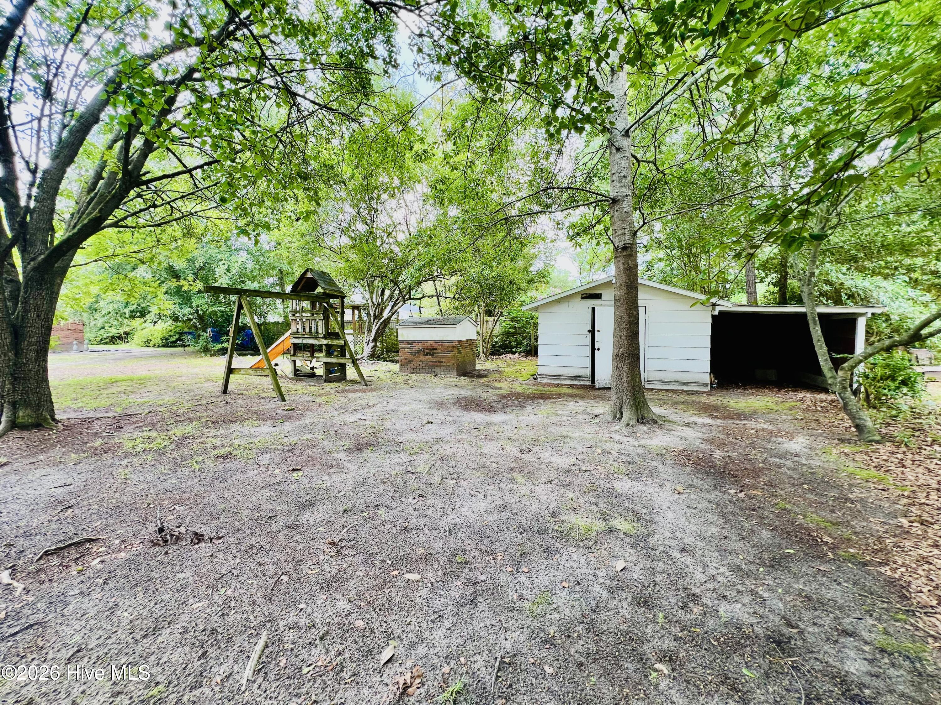 105 Country Club Circle Property Photo 16