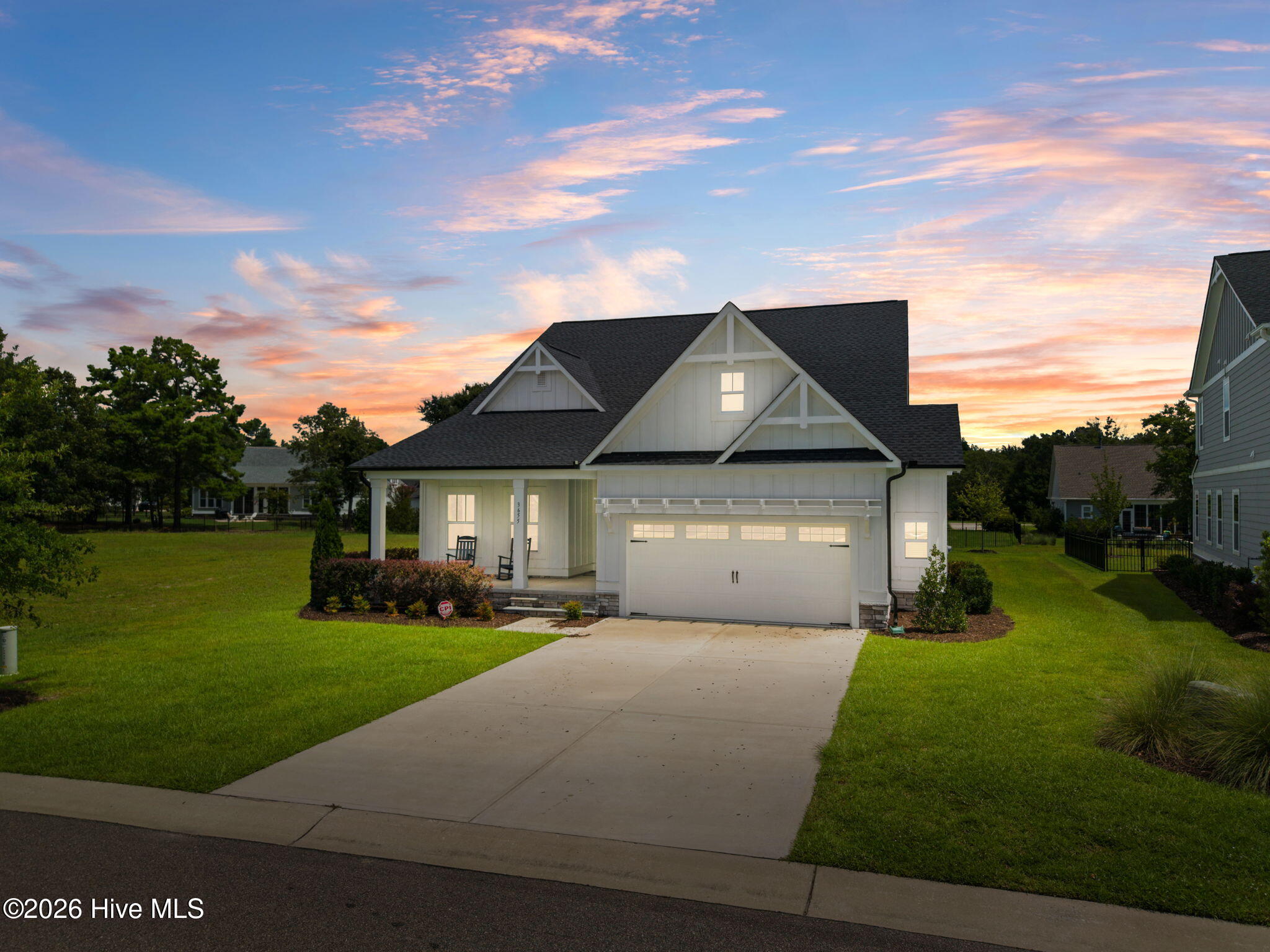 3655 Rivergate Way NE Property Photo 1