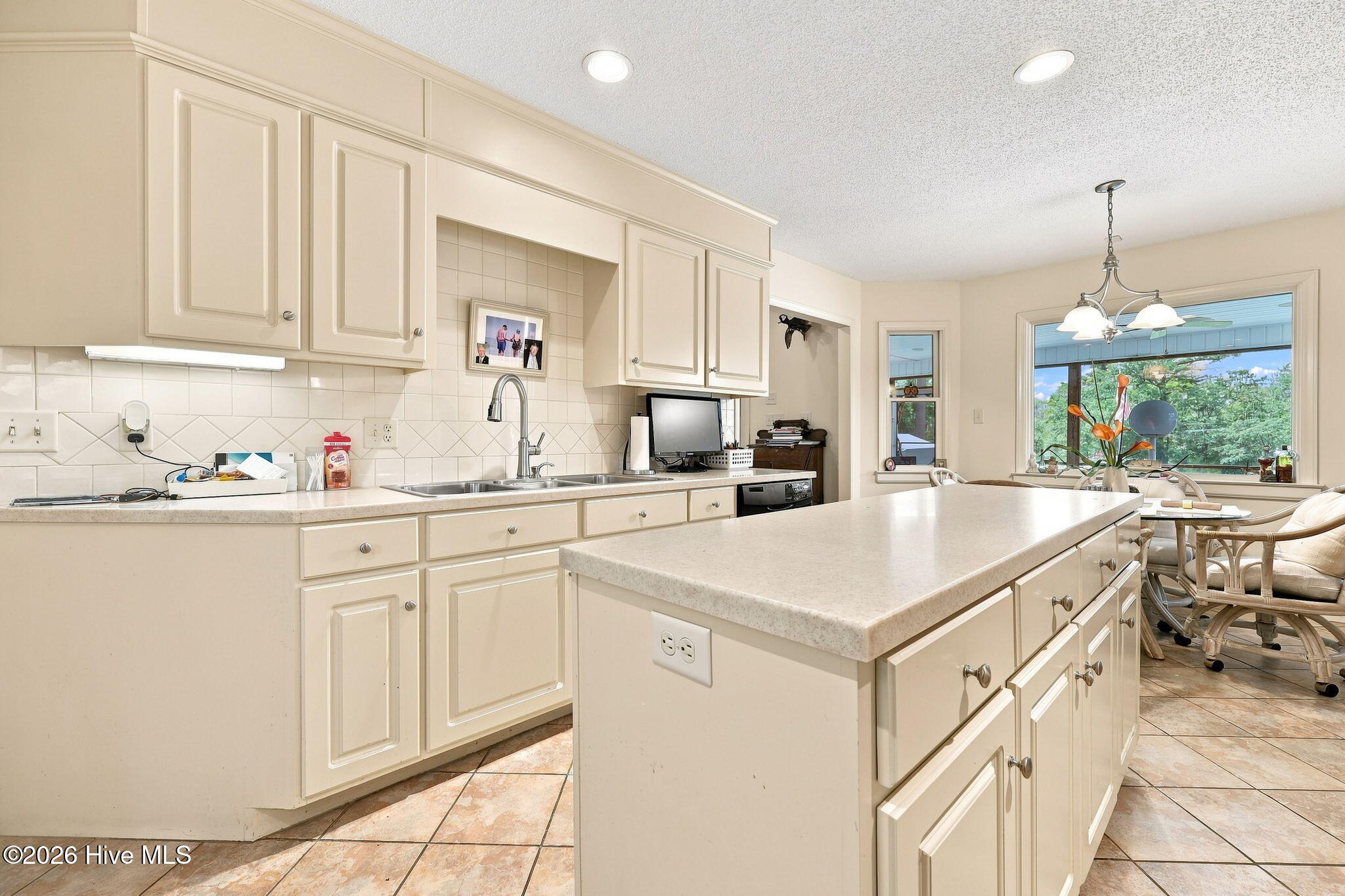 108 Arbor Drive Property Photo 16