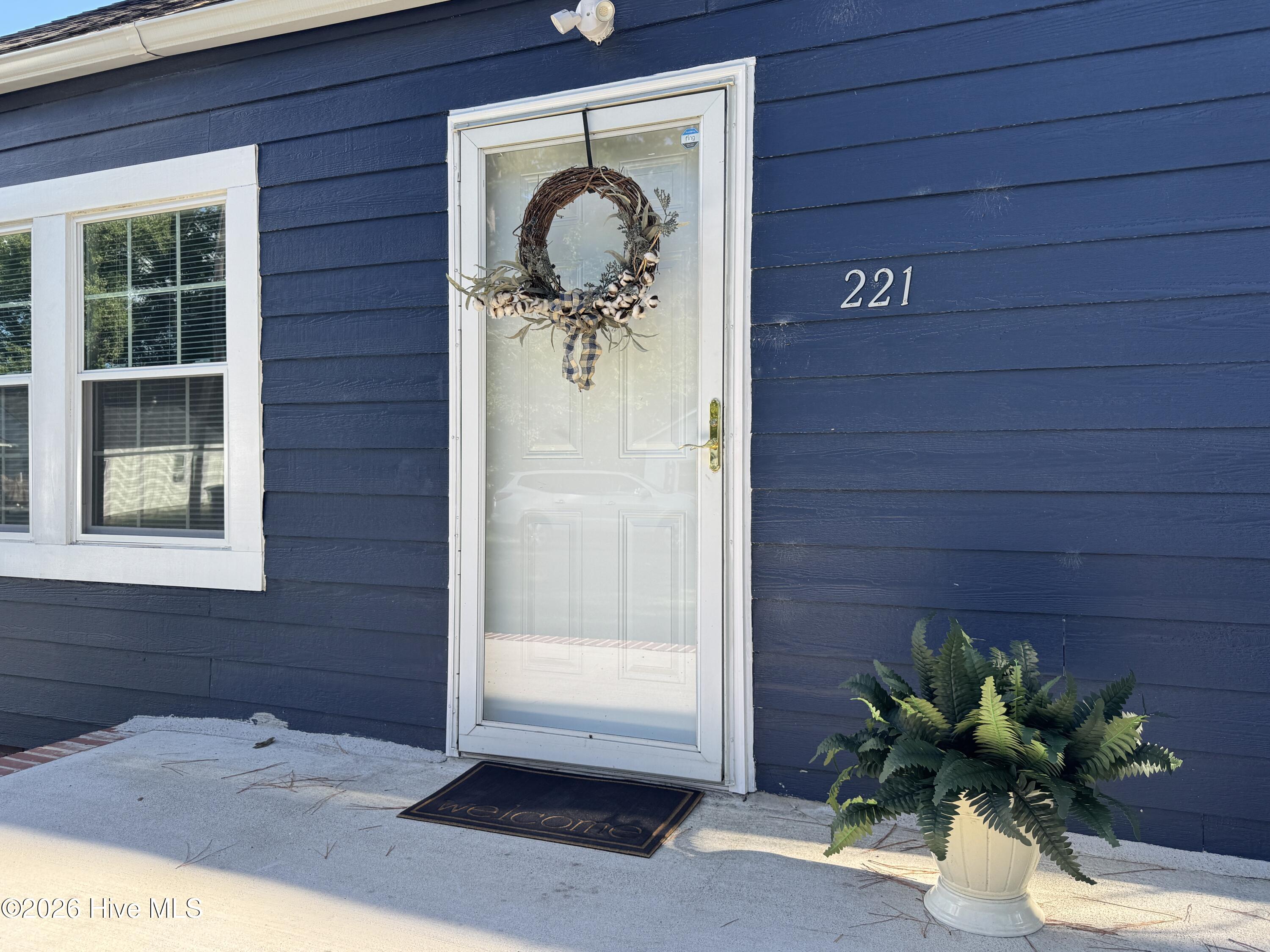 221 Adamsville Court Property Photo 3