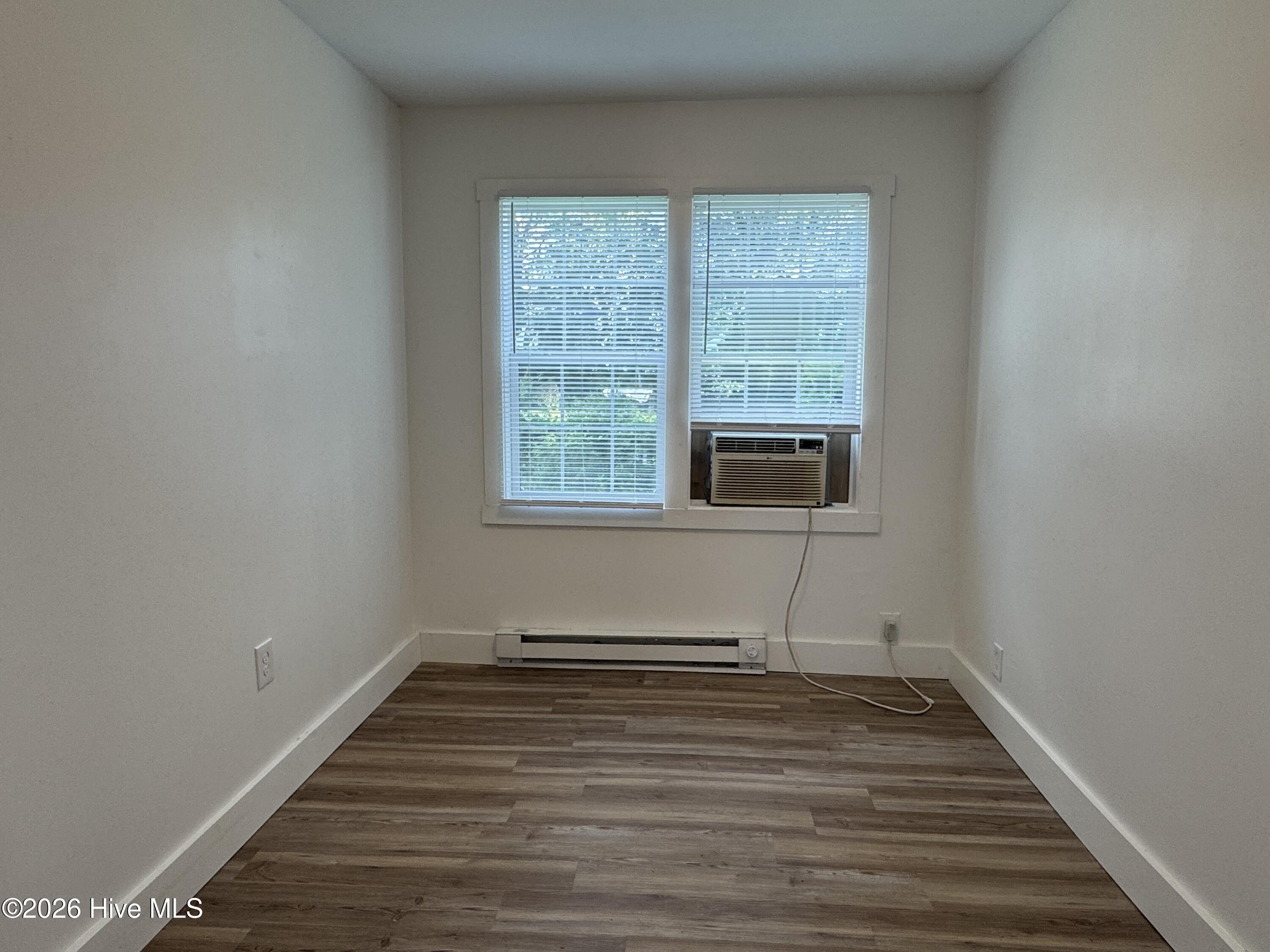 221 Adamsville Court Property Photo 11