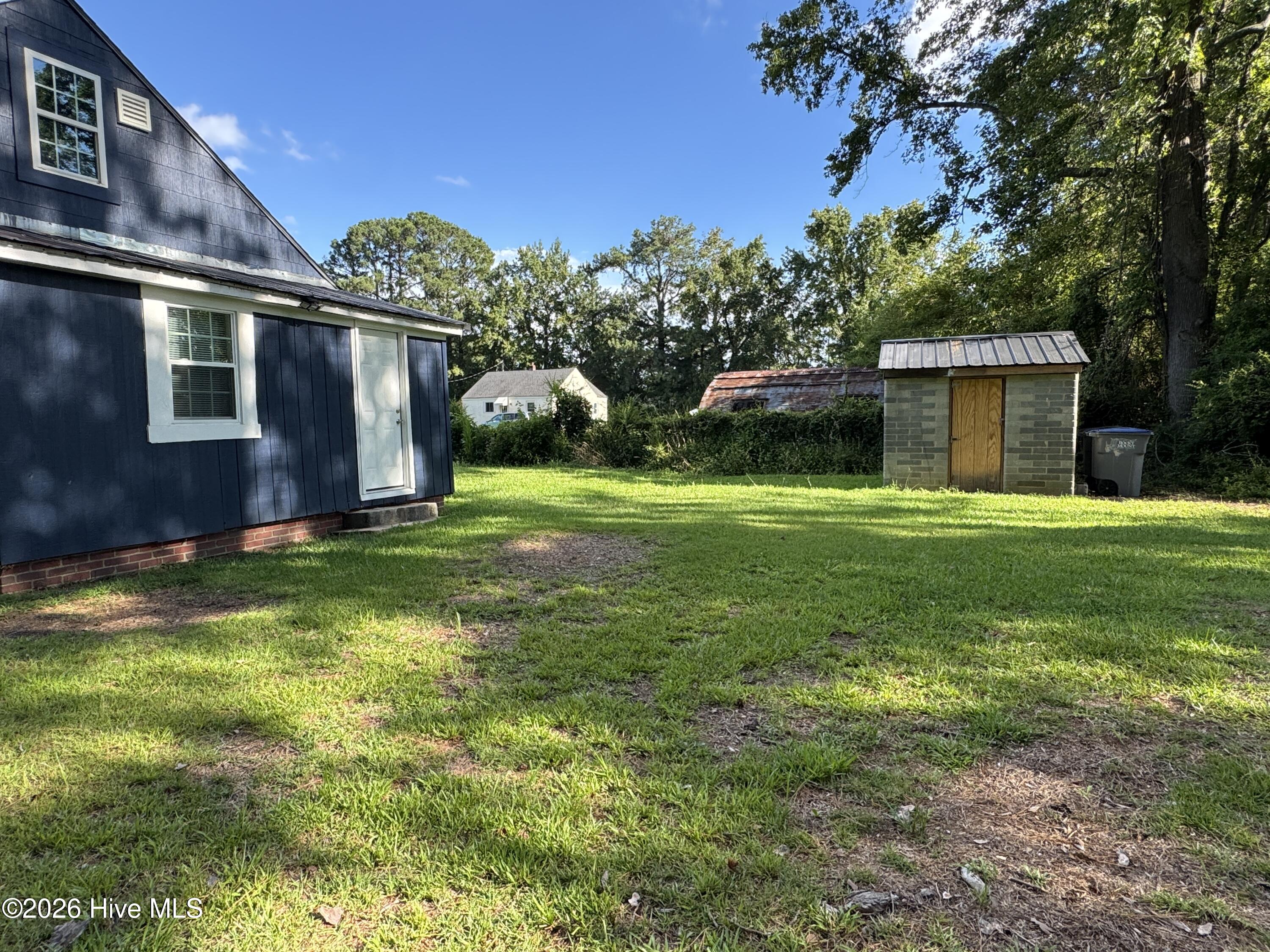 221 Adamsville Court Property Photo 13
