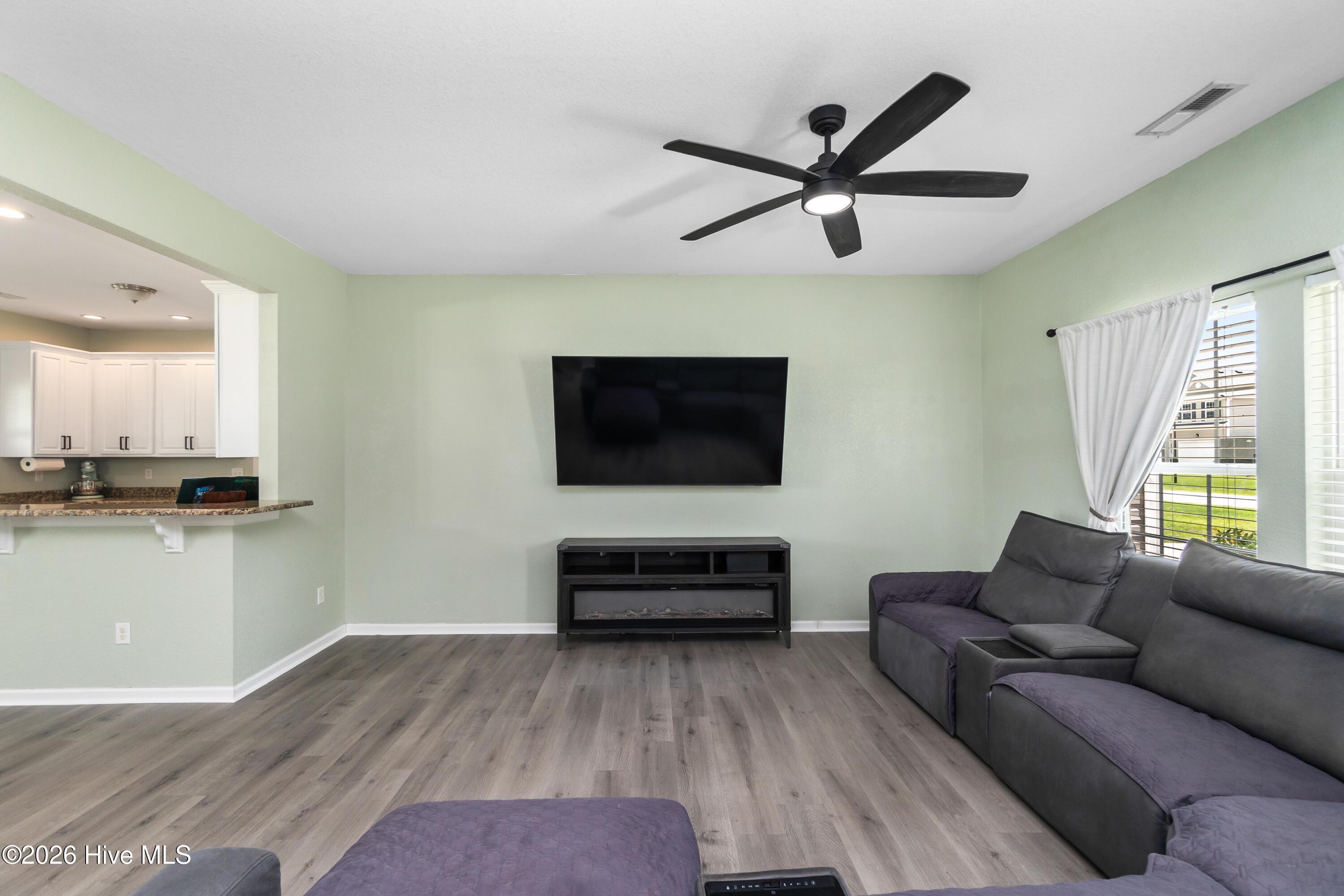173 Laurel Woods Way Property Photo 14