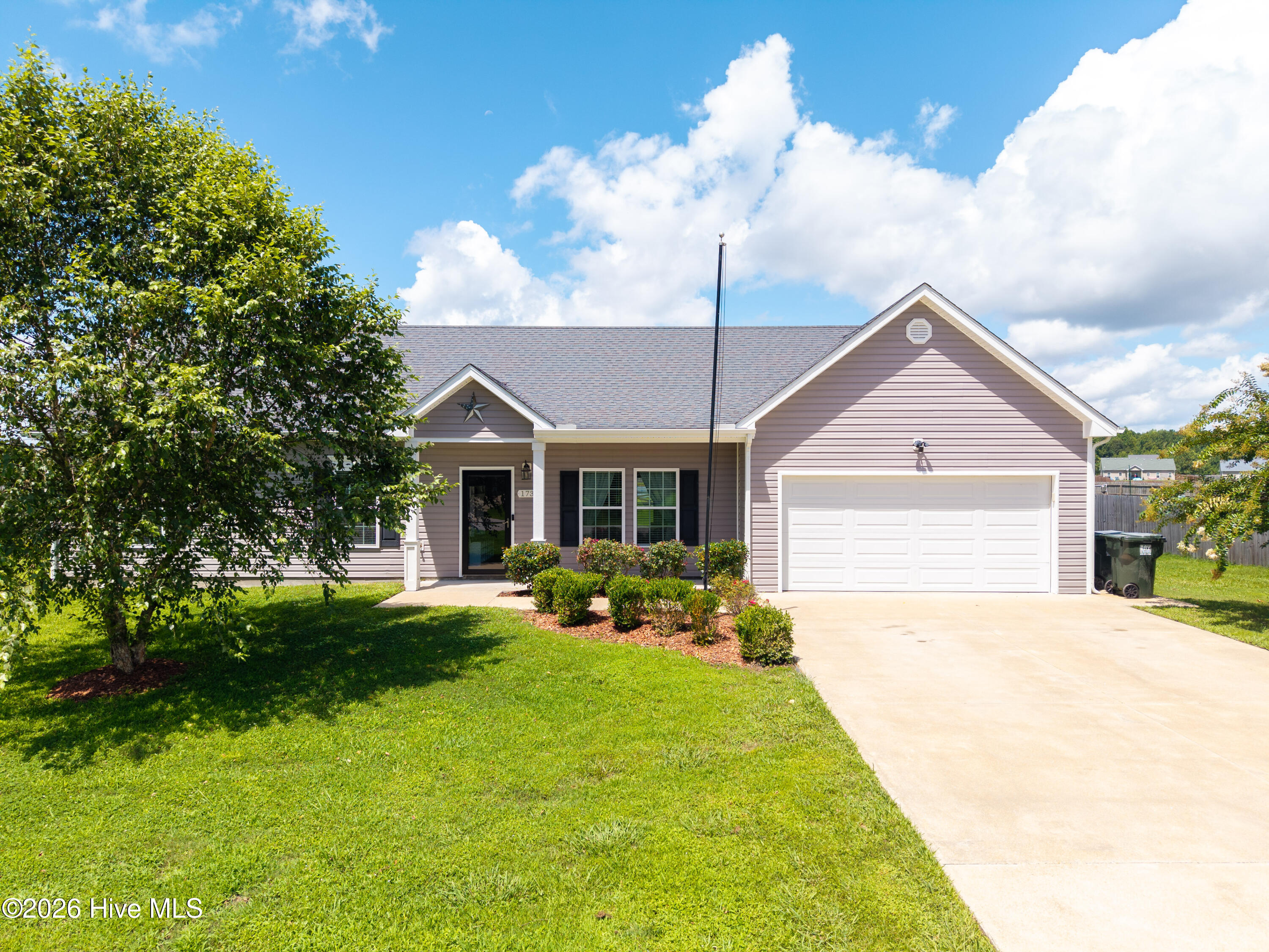 173 Laurel Woods Way Property Photo 31