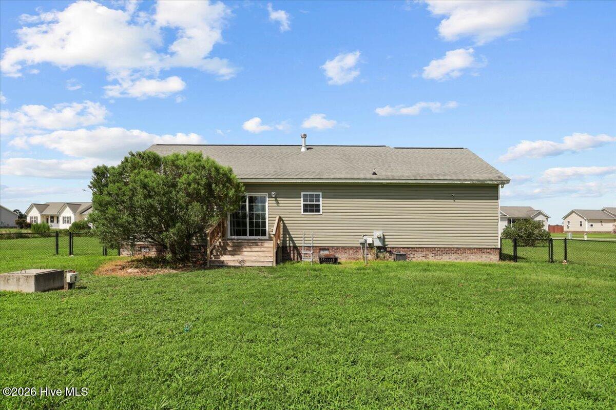 200 Labrador Court Property Photo 14