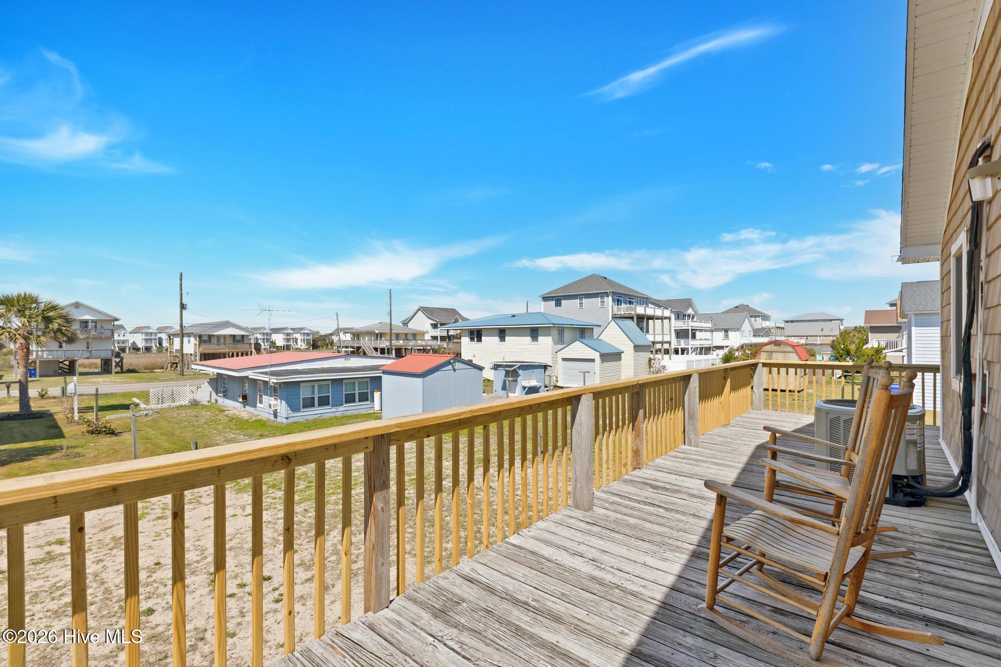 1303 N Topsail Drive Property Photo 9