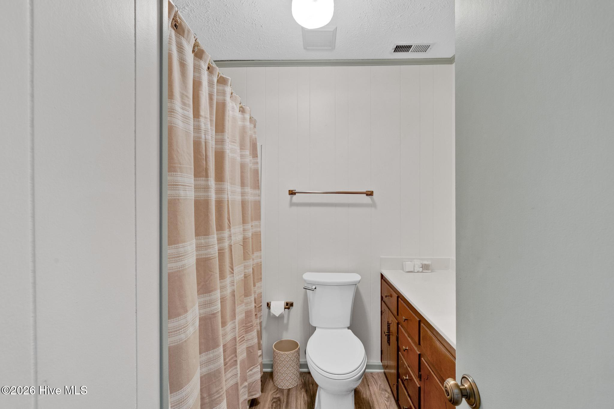 1303 N Topsail Drive Property Photo 22