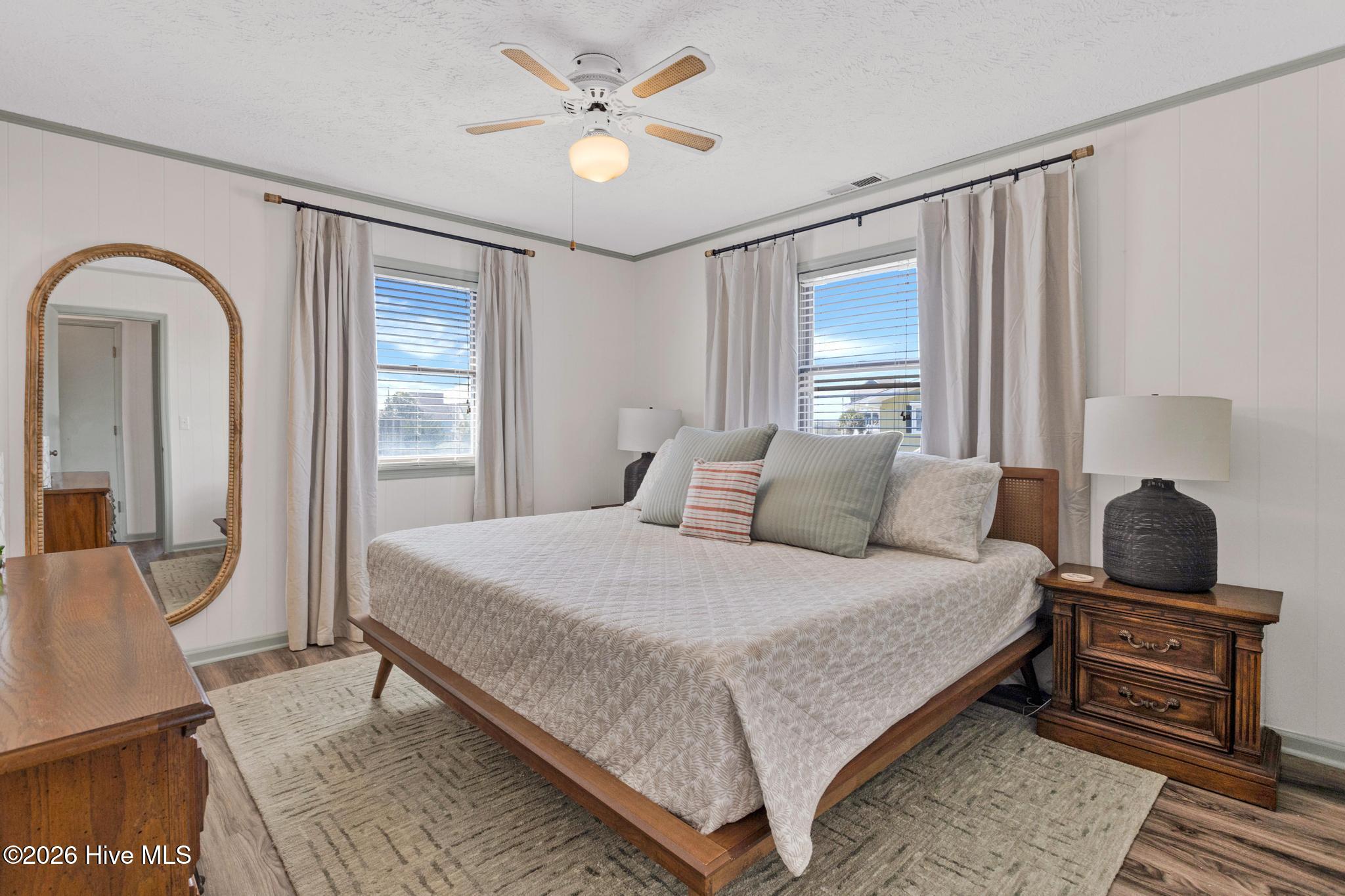 1303 N Topsail Drive Property Photo 24