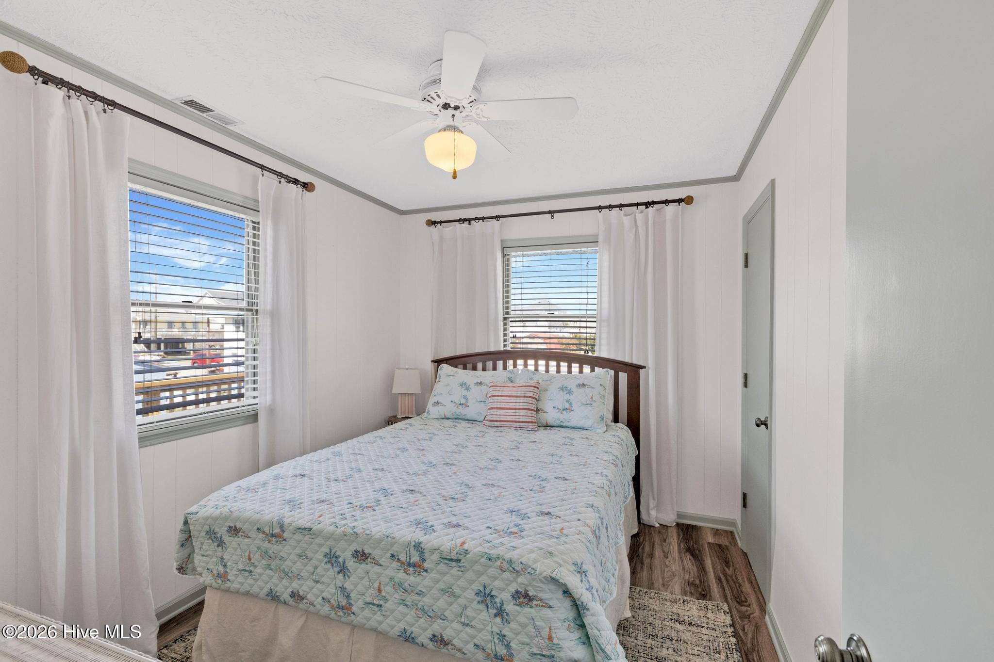 1303 N Topsail Drive Property Photo 29