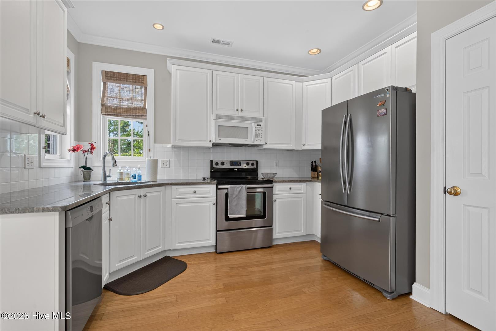 4150 Bedford Way Property Photo 12