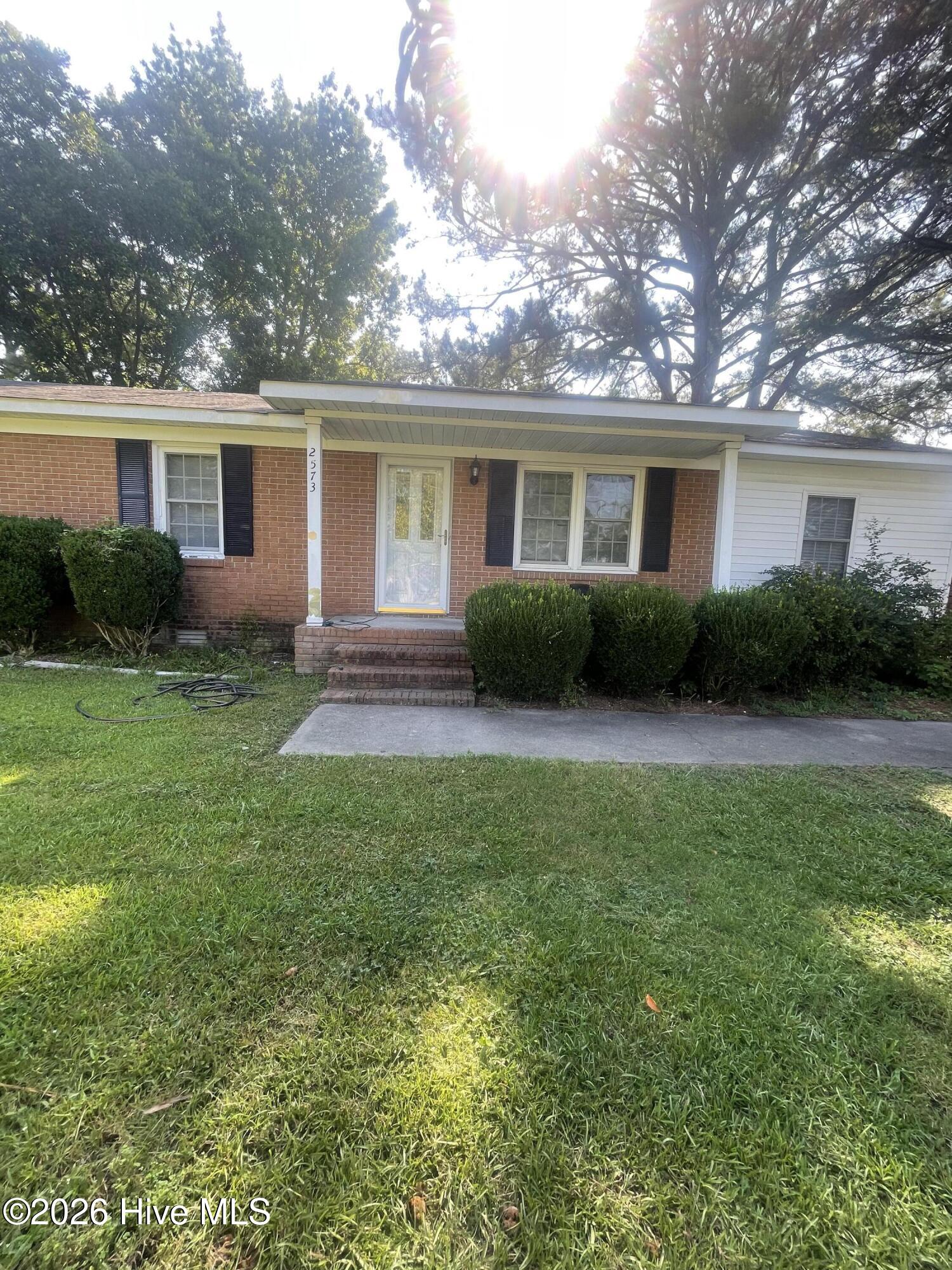 2573 Rosewood Drive Property Photo 1