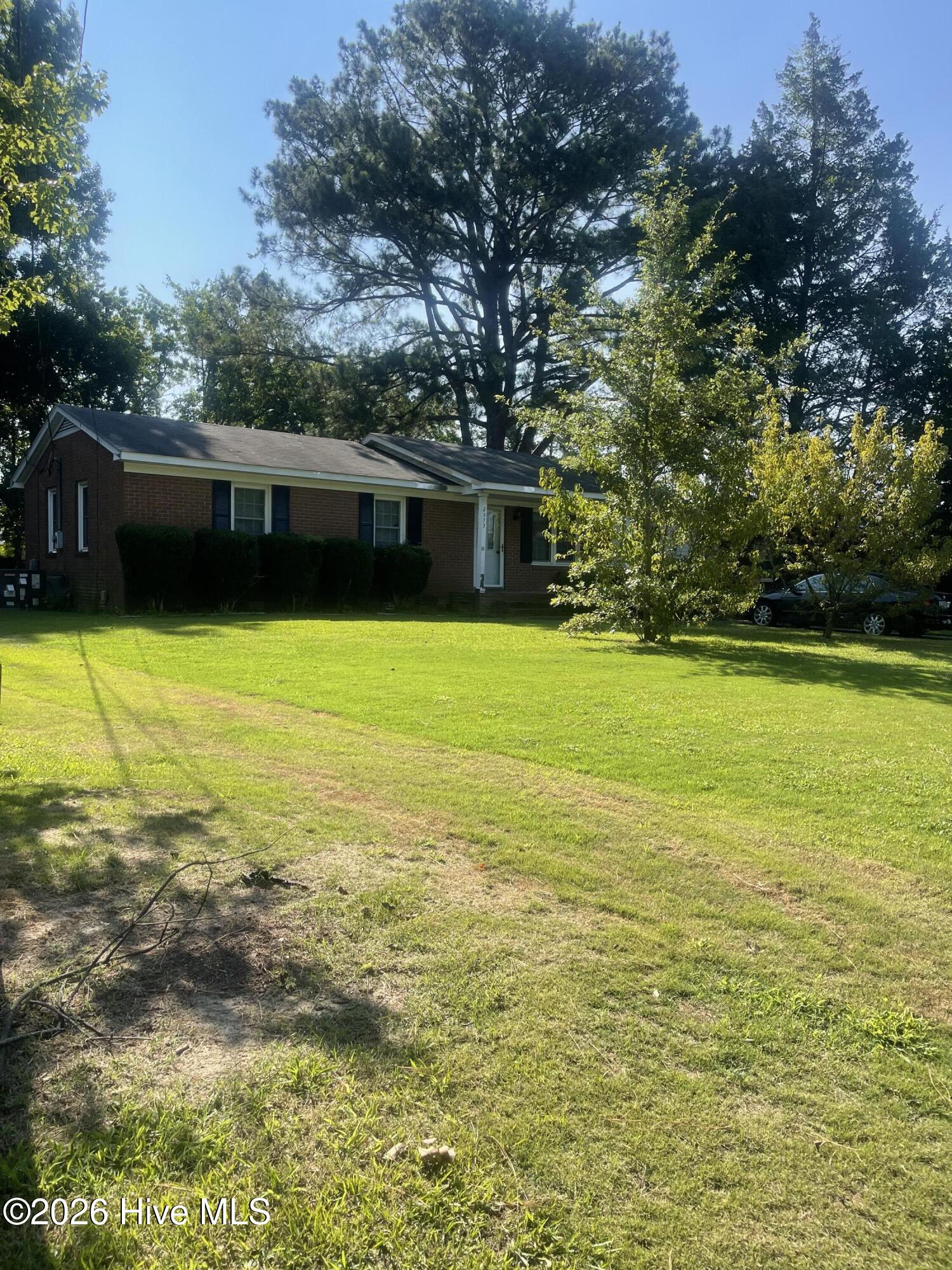 2573 Rosewood Drive Property Photo 3