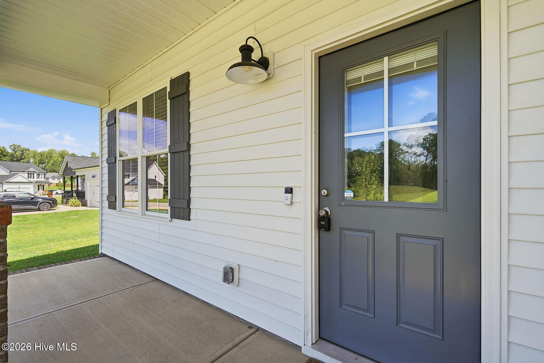 295 Springtooth Drive Property Photo 4