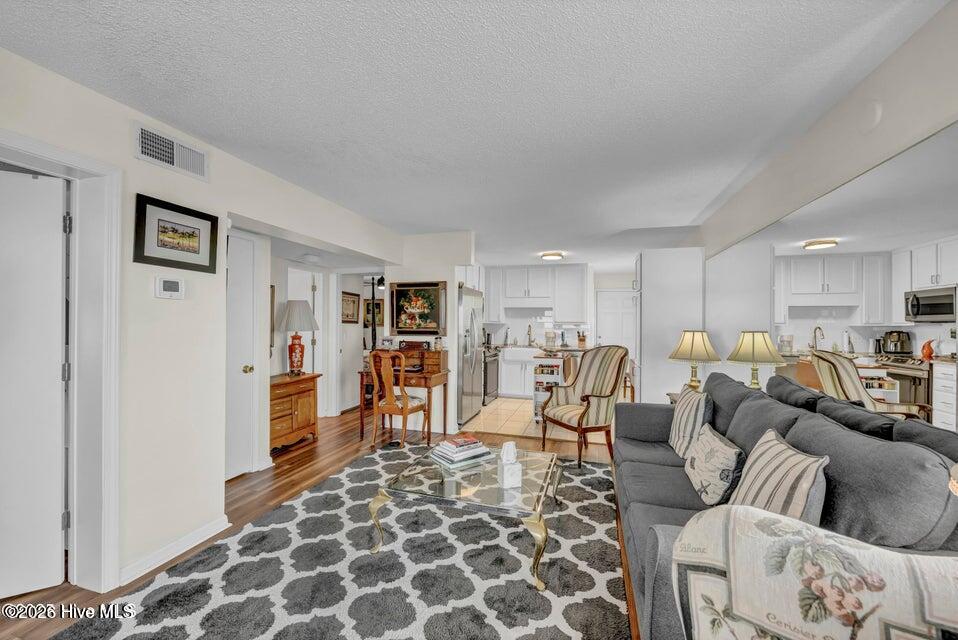 115 Carolina Beach Avenue S 101 Property Photo 18
