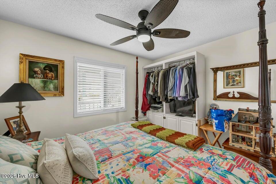 115 Carolina Beach Avenue S 101 Property Photo 25