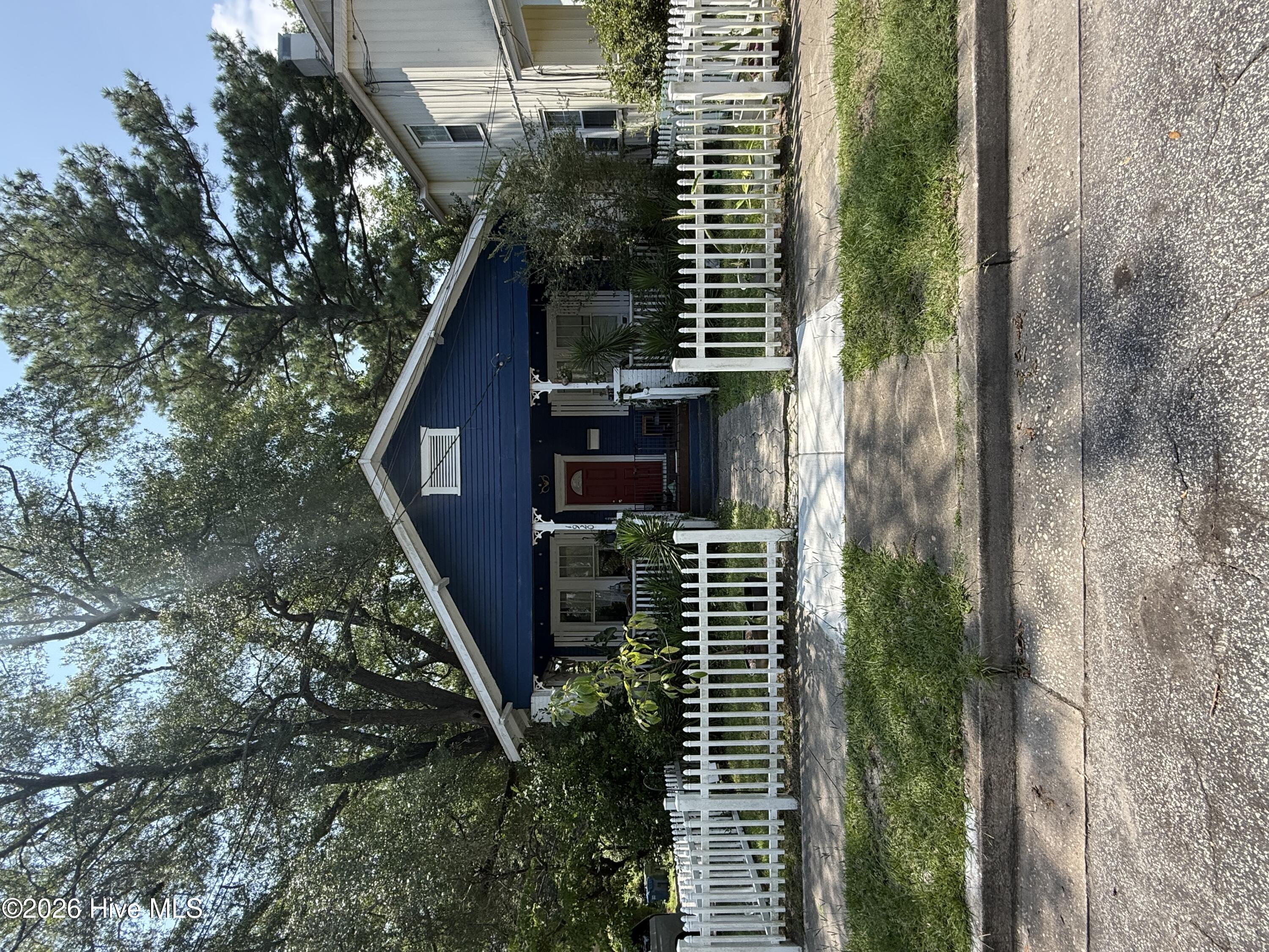 1920 Pender Avenue Property Photo 1