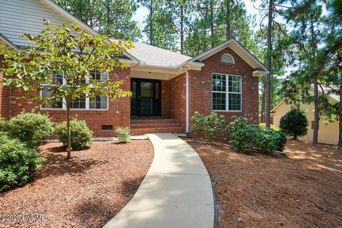 3 Oak Tree Lane Property Photo 2