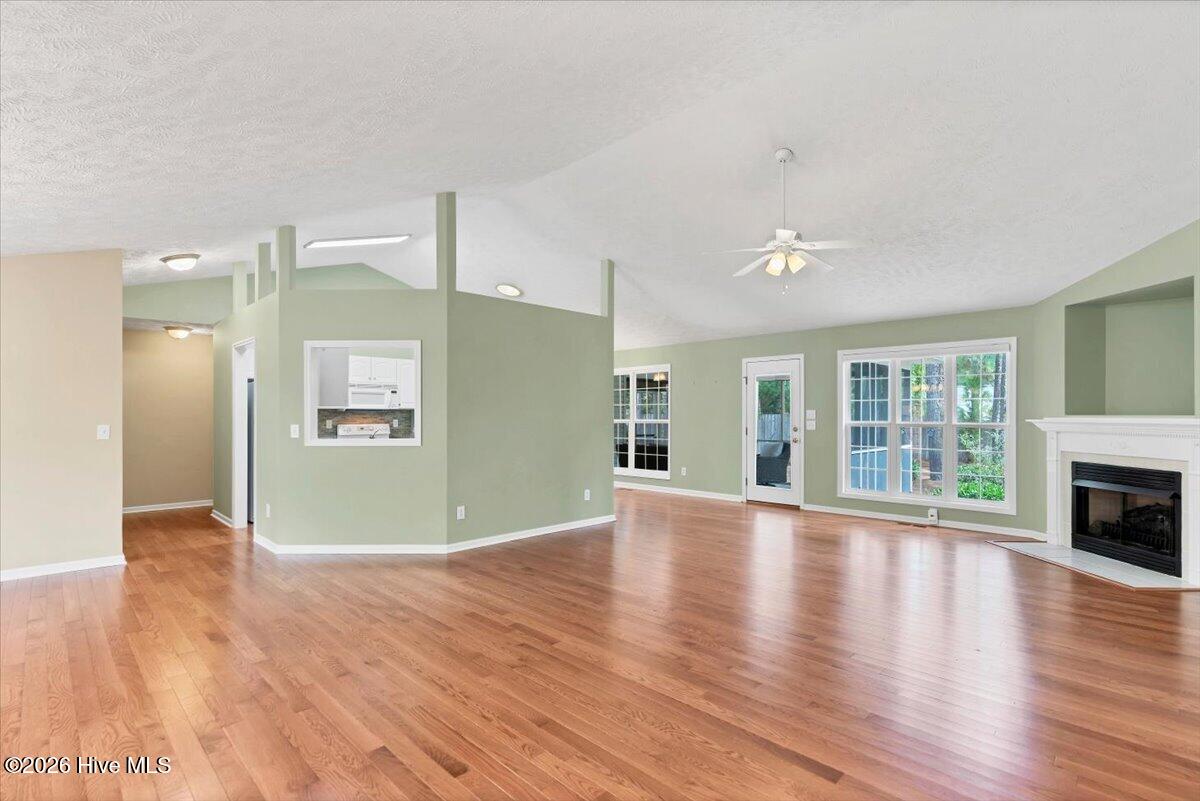 3 Oak Tree Lane Property Photo 5