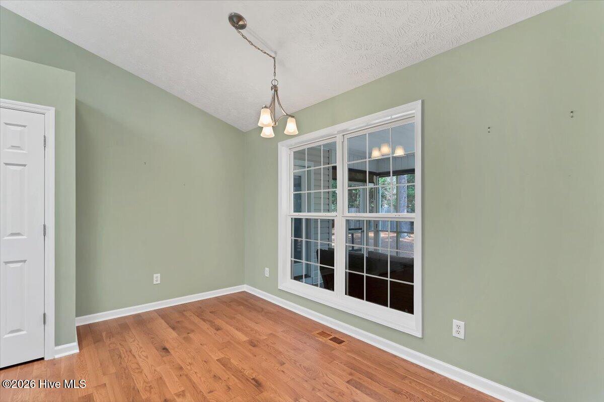 3 Oak Tree Lane Property Photo 16
