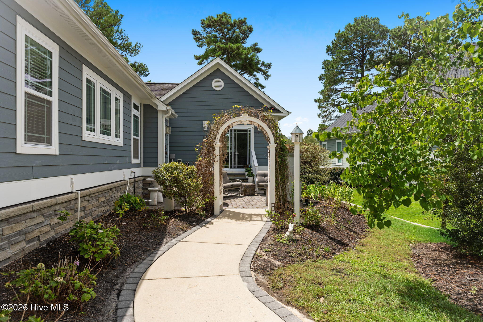 459 Dunlieth Street Nw Property Photo 55