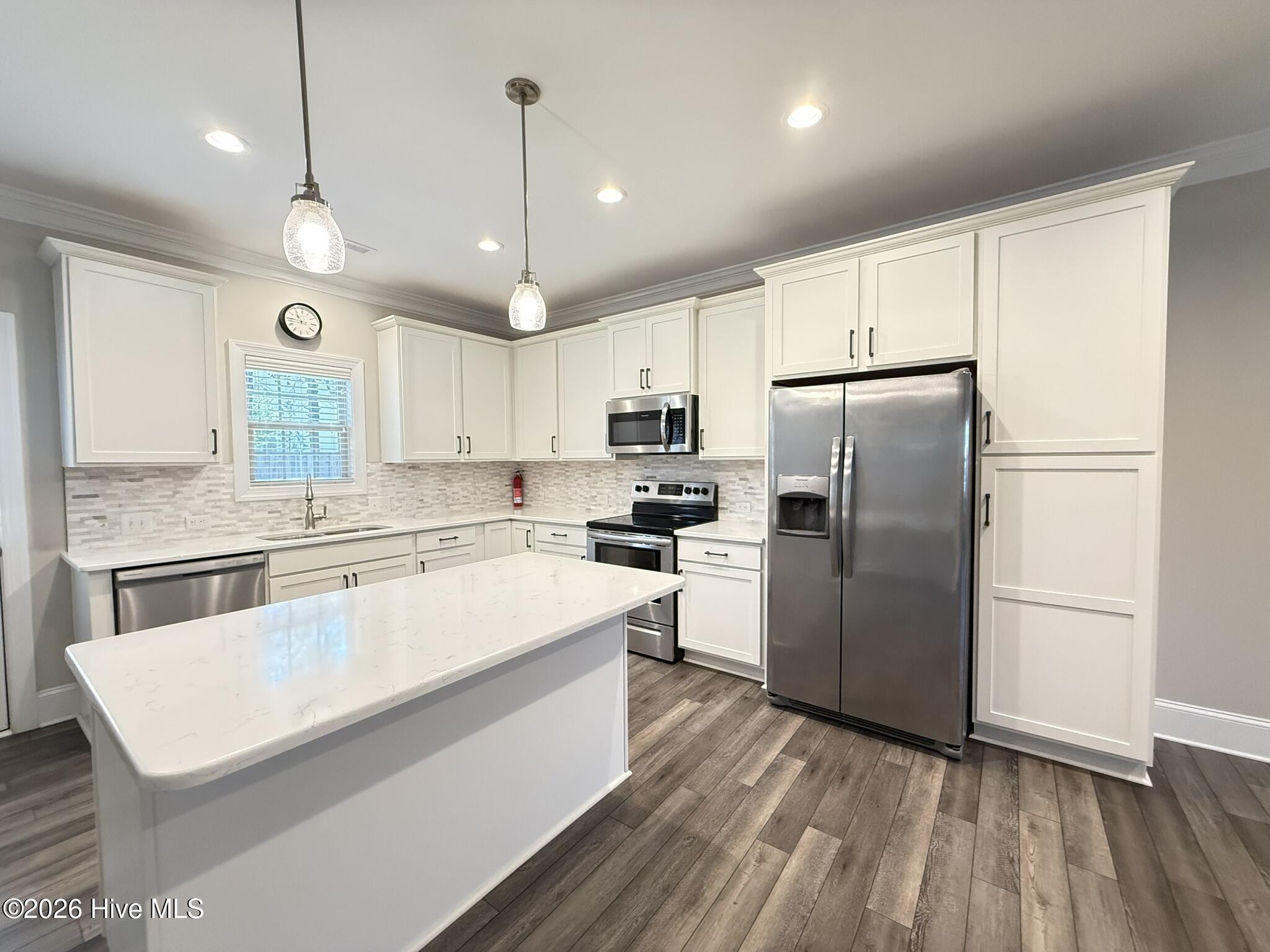 121 Lark Drive Property Photo 12