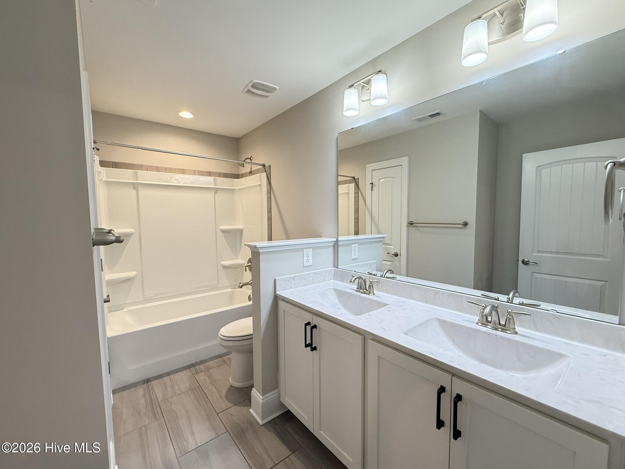 121 Lark Drive Property Photo 29