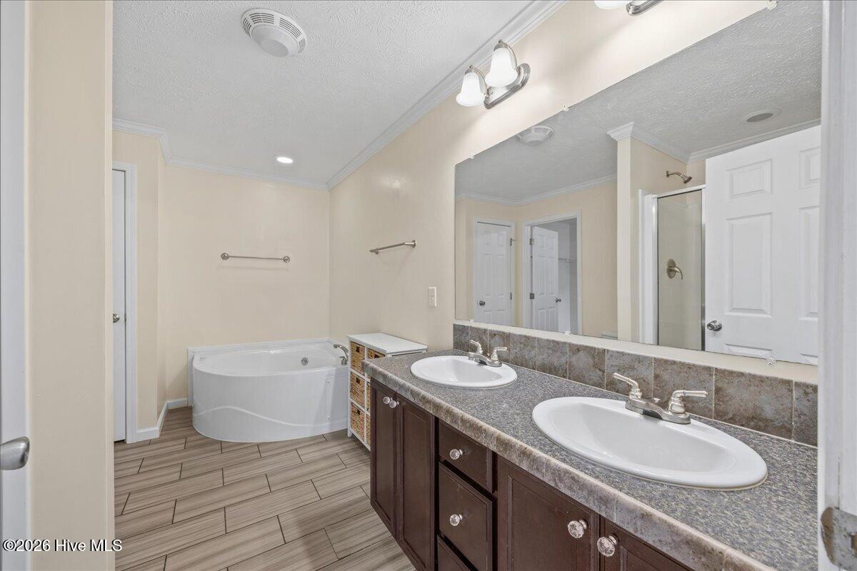 864 Cori Court Property Photo 9
