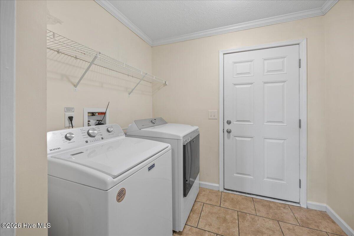 864 Cori Court Property Photo 18