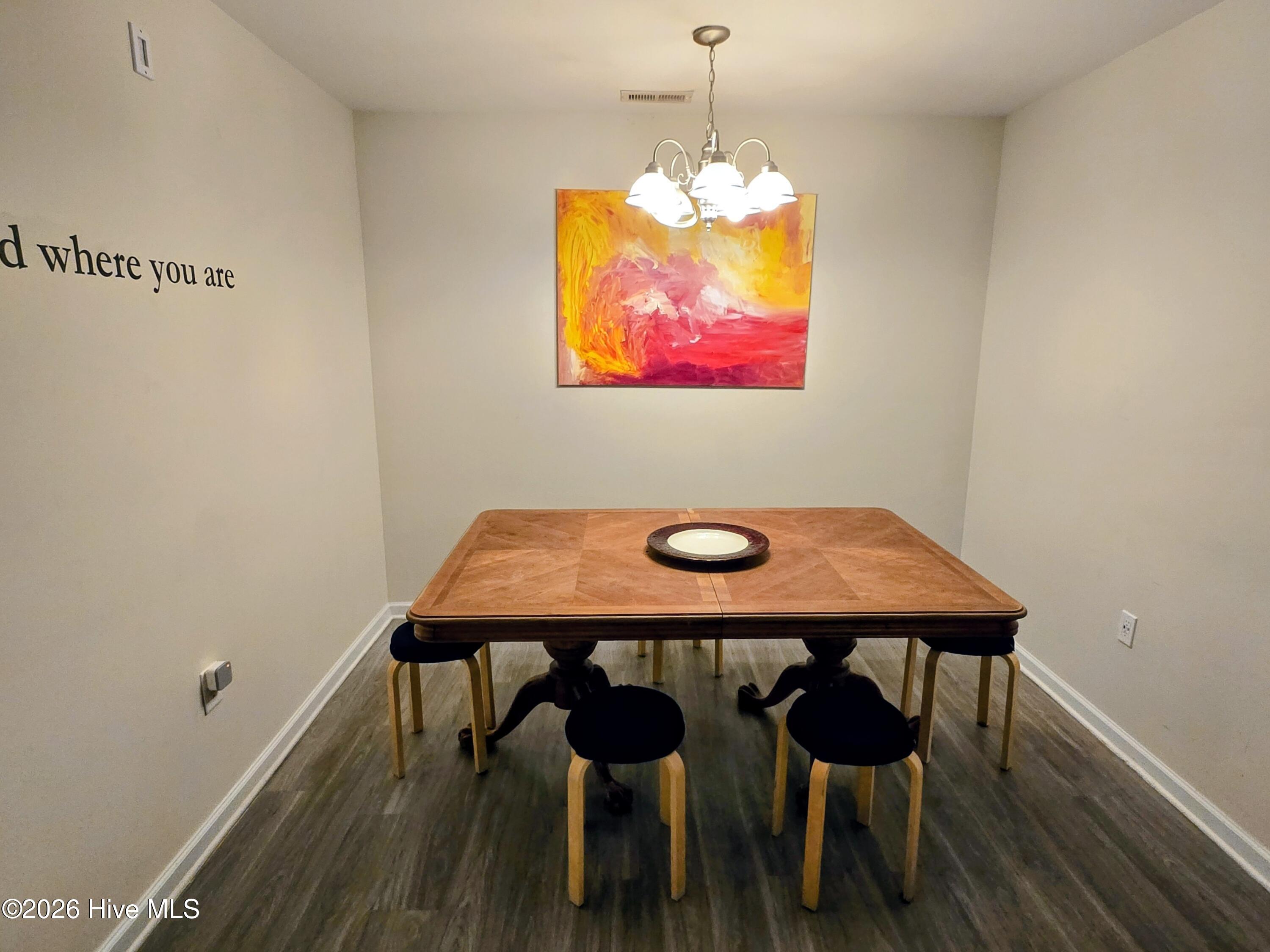 147 Apache Trail Property Photo 10