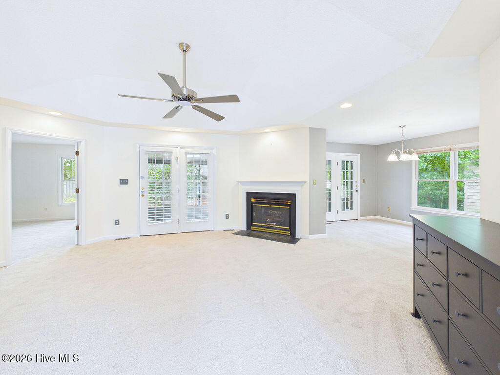 159 Kensington Way Property Photo 6