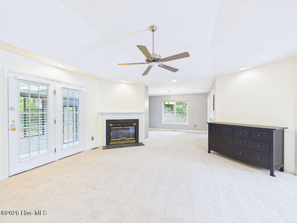159 Kensington Way Property Photo 7
