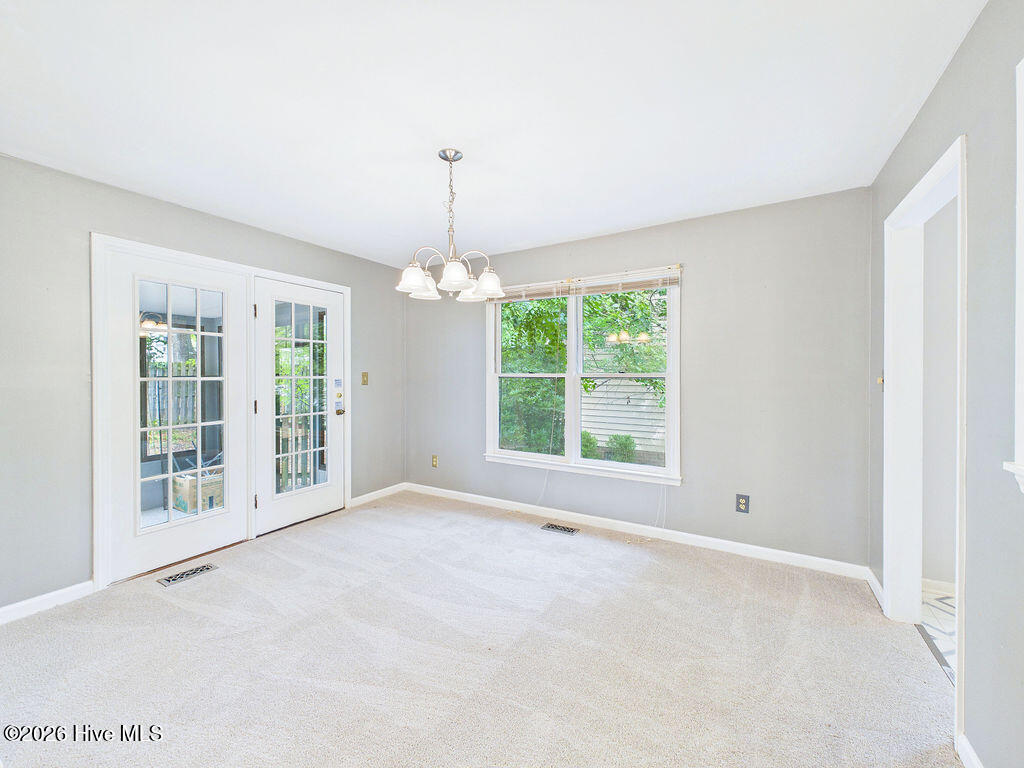159 Kensington Way Property Photo 9