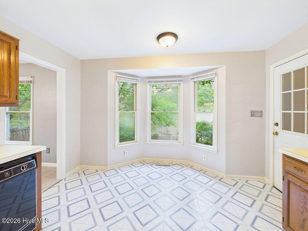 159 Kensington Way Property Photo 13