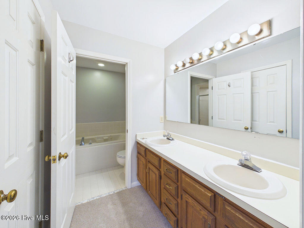 159 Kensington Way Property Photo 25
