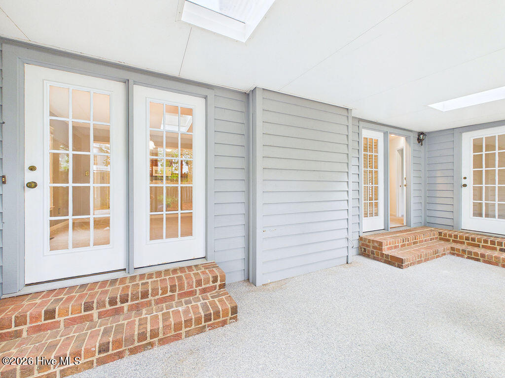 159 Kensington Way Property Photo 29