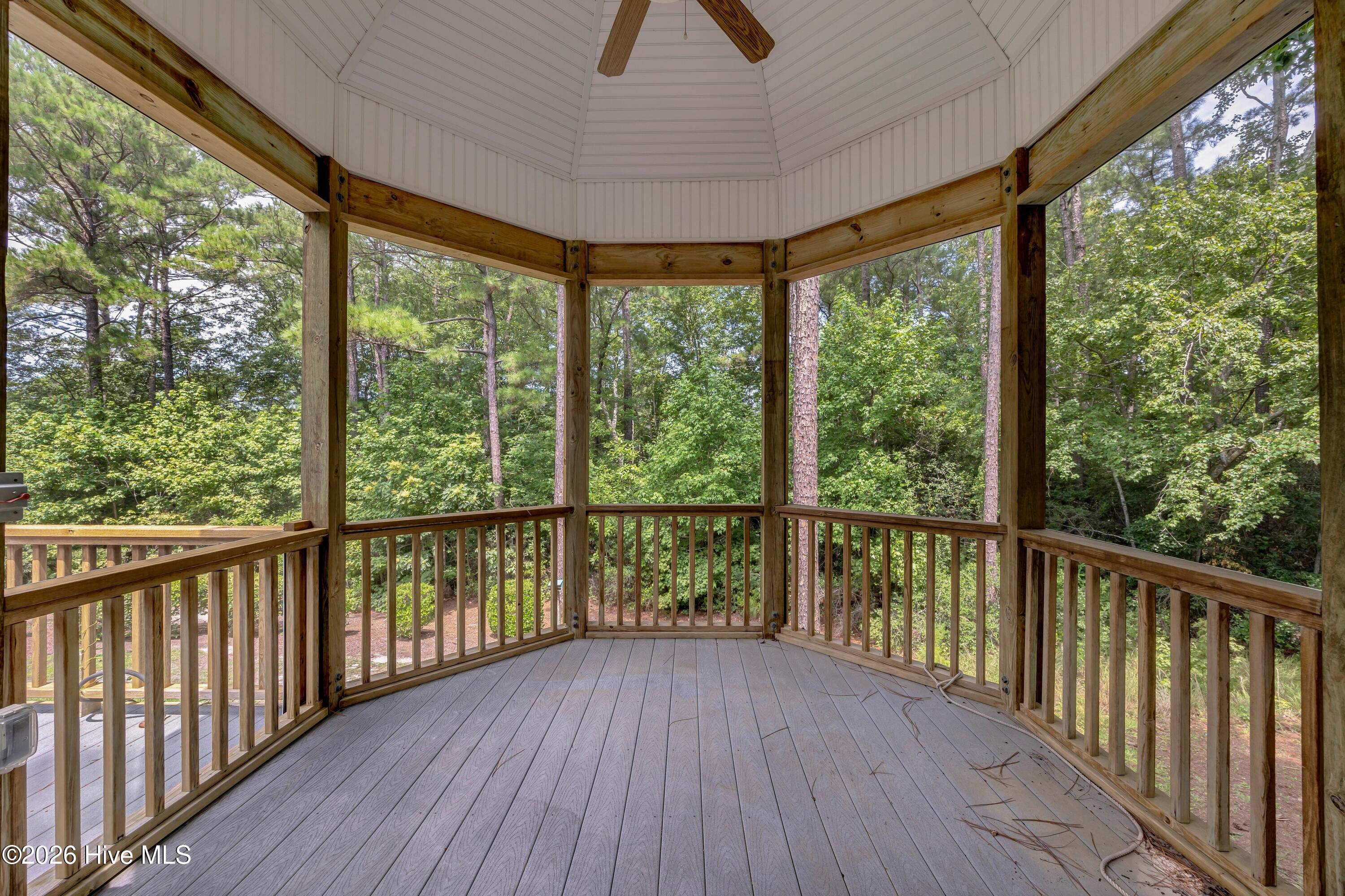 364 Broad Leaf Lane Se Property Photo 42