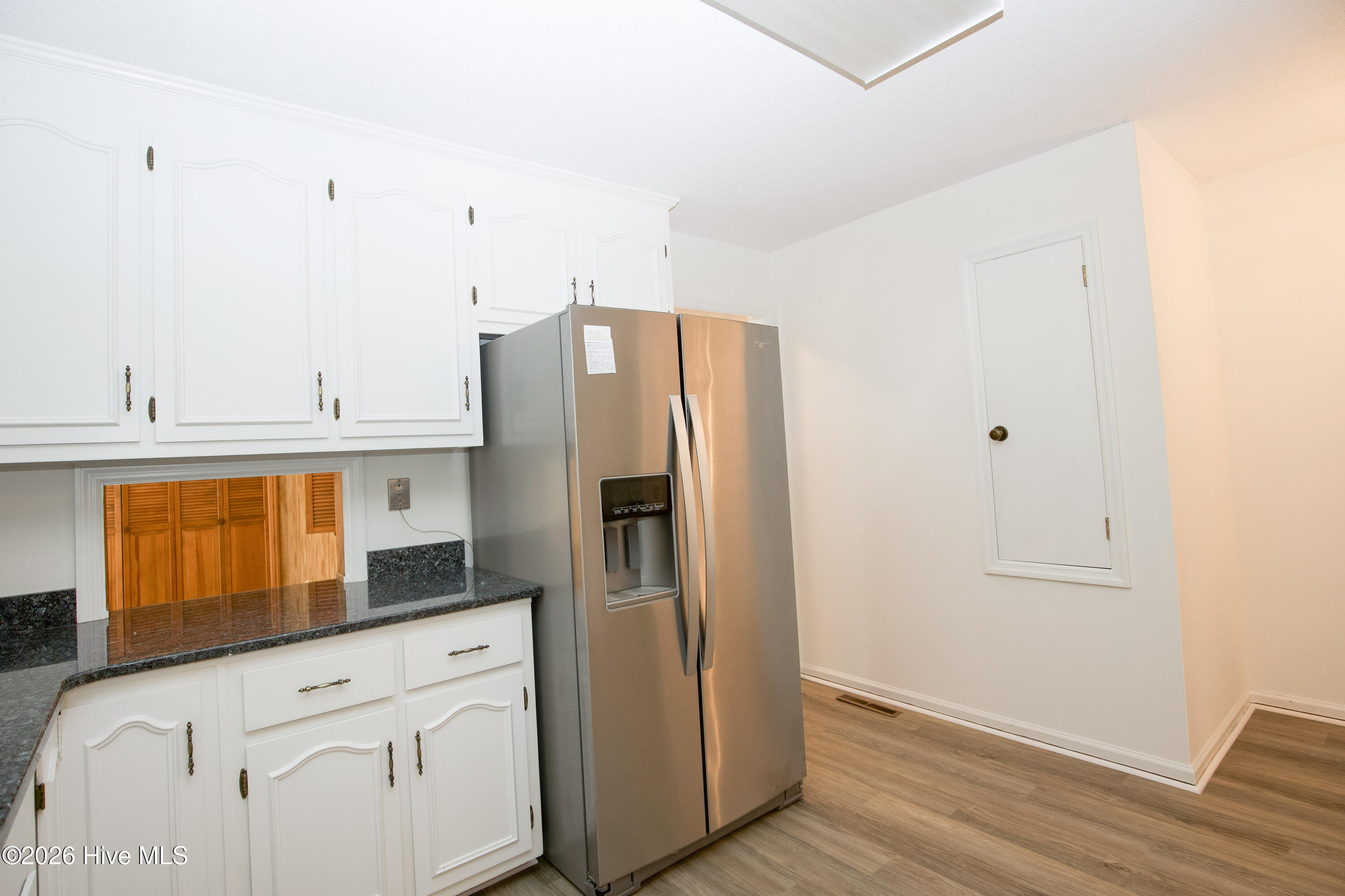 48 Martin Drive Property Photo 13