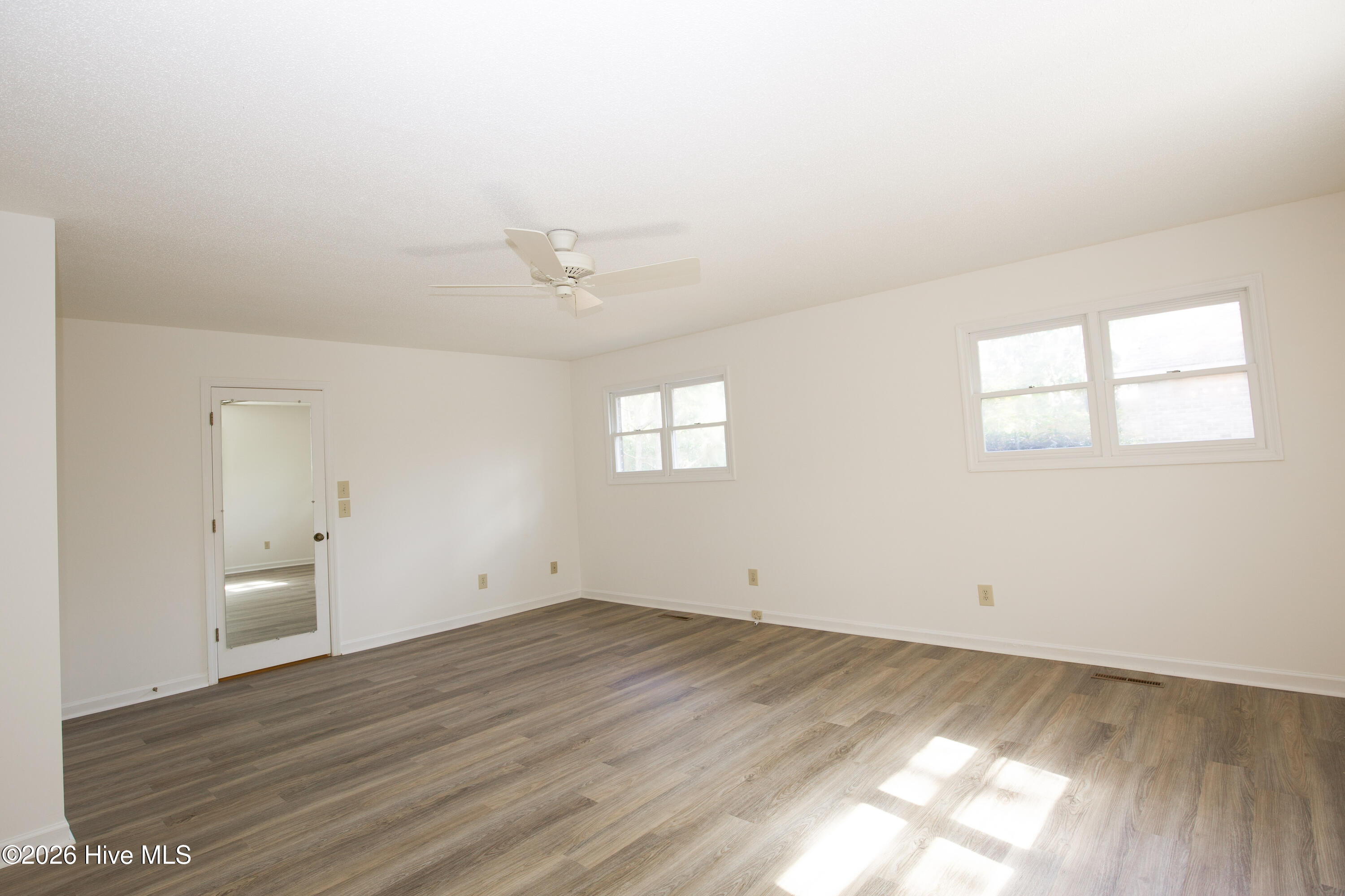 48 Martin Drive Property Photo 15