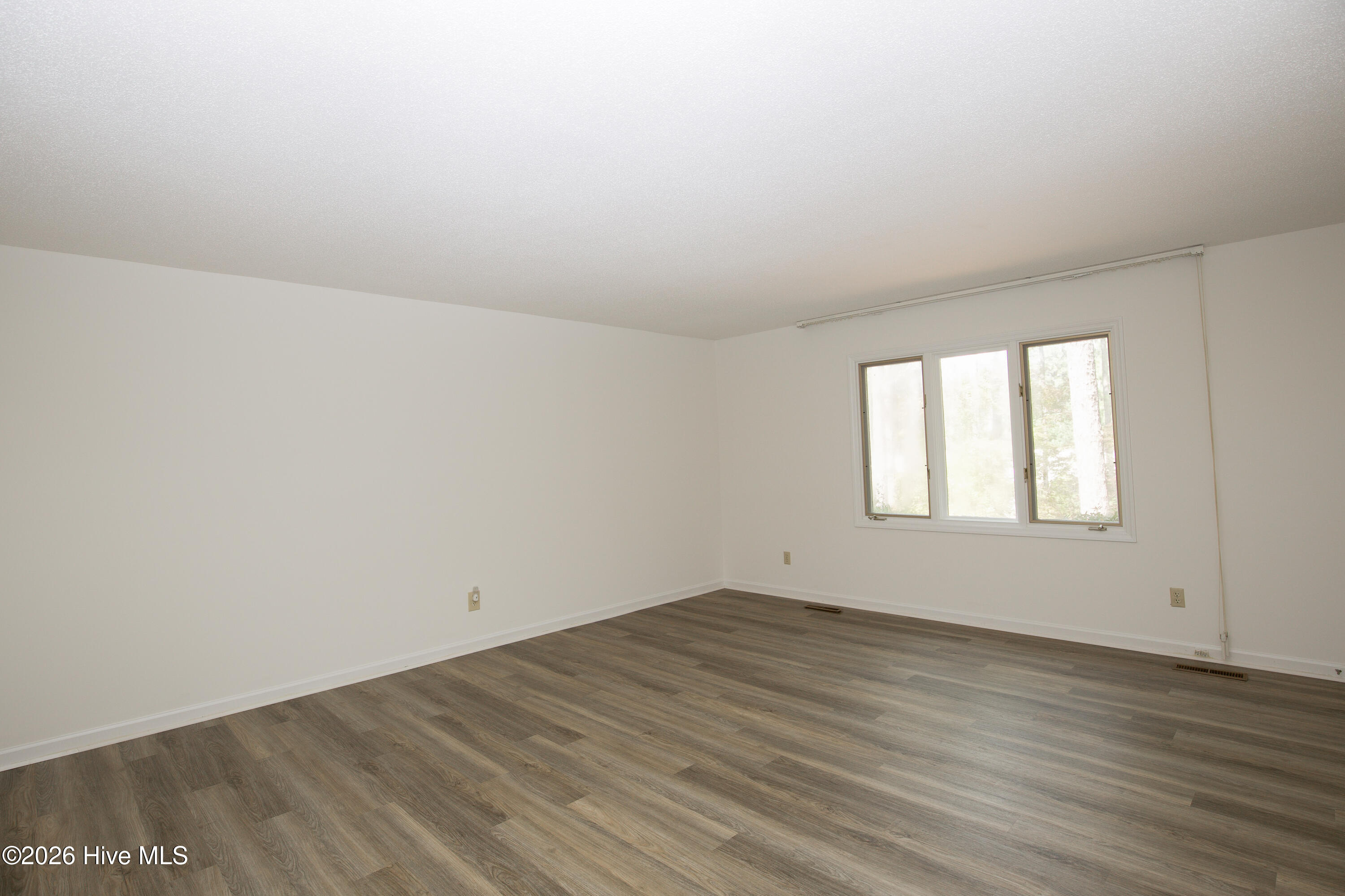 48 Martin Drive Property Photo 20