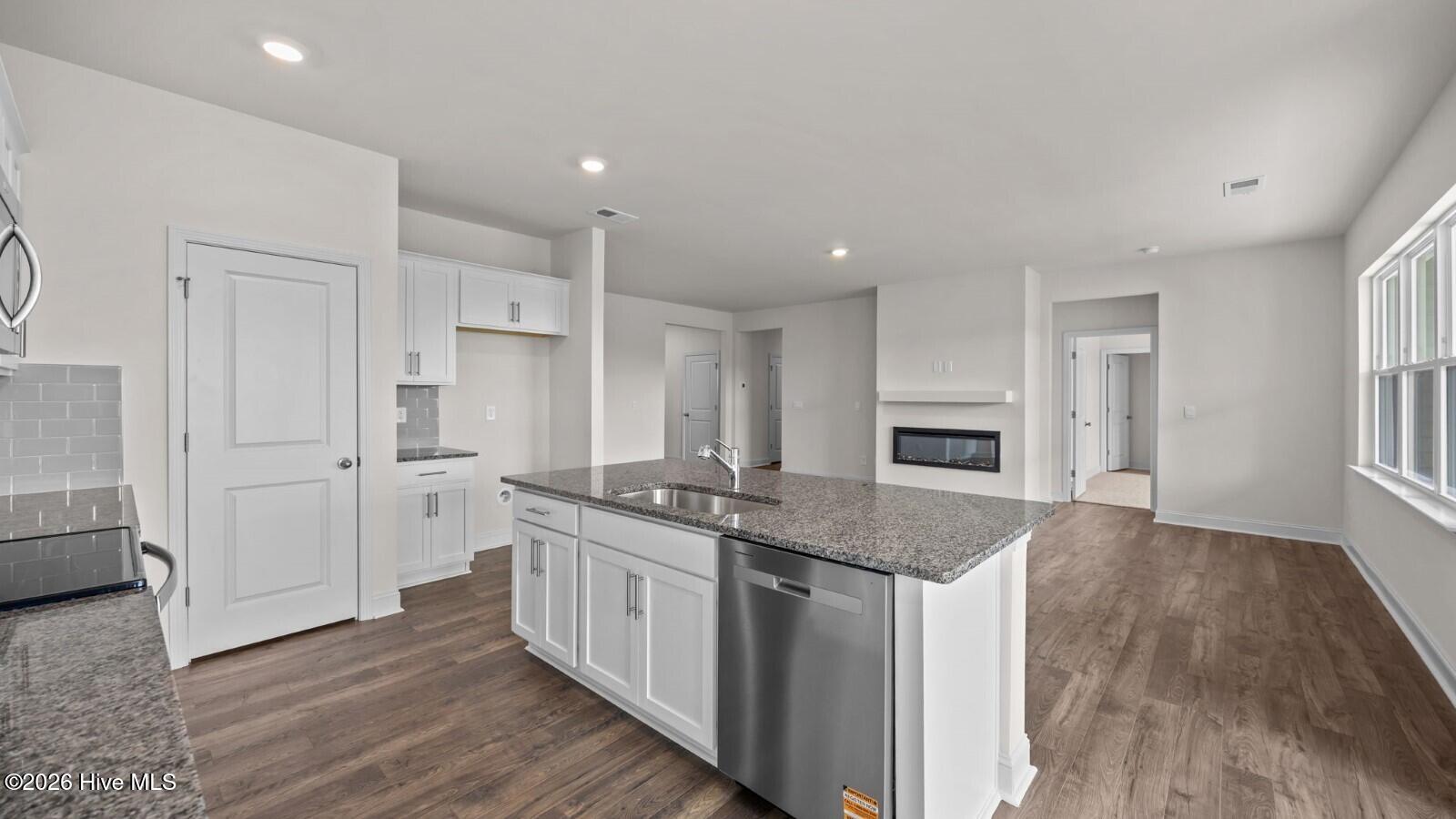 10515 Beard Way Property Photo 10