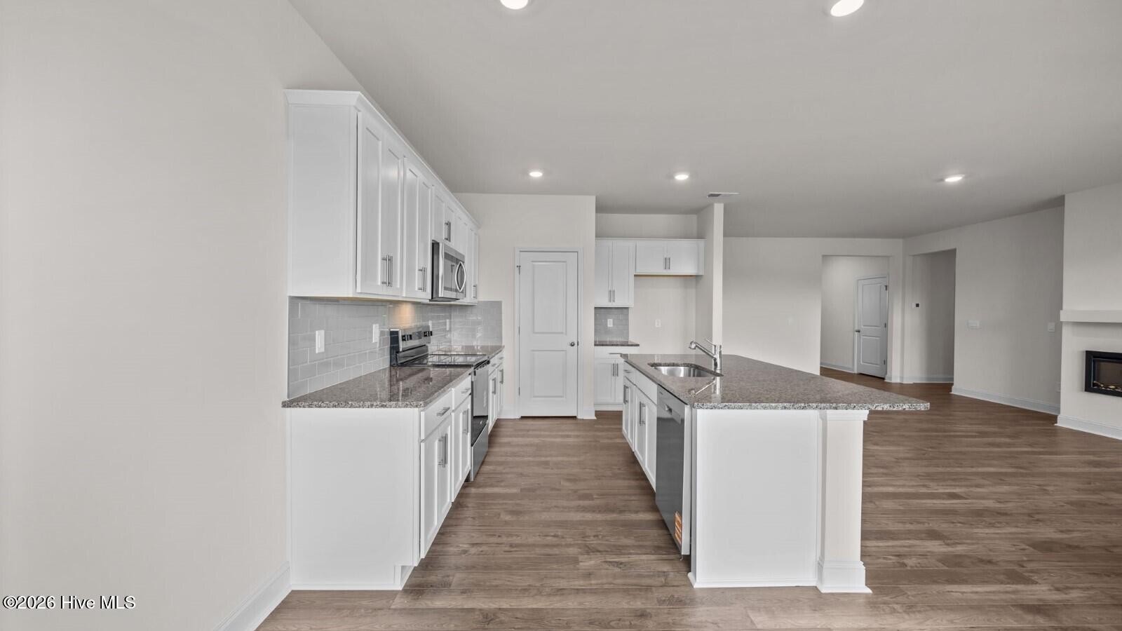 10515 Beard Way Property Photo 11