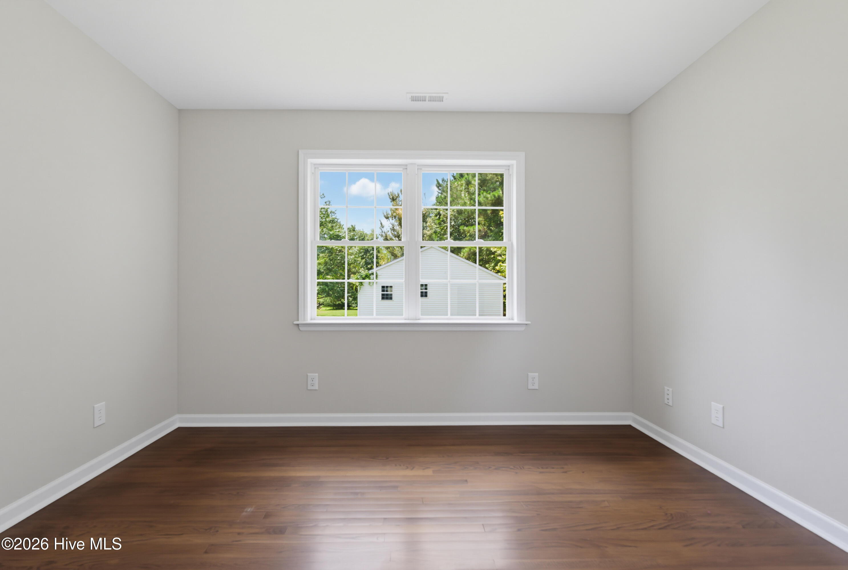 113 Stuart Avenue Property Photo 39