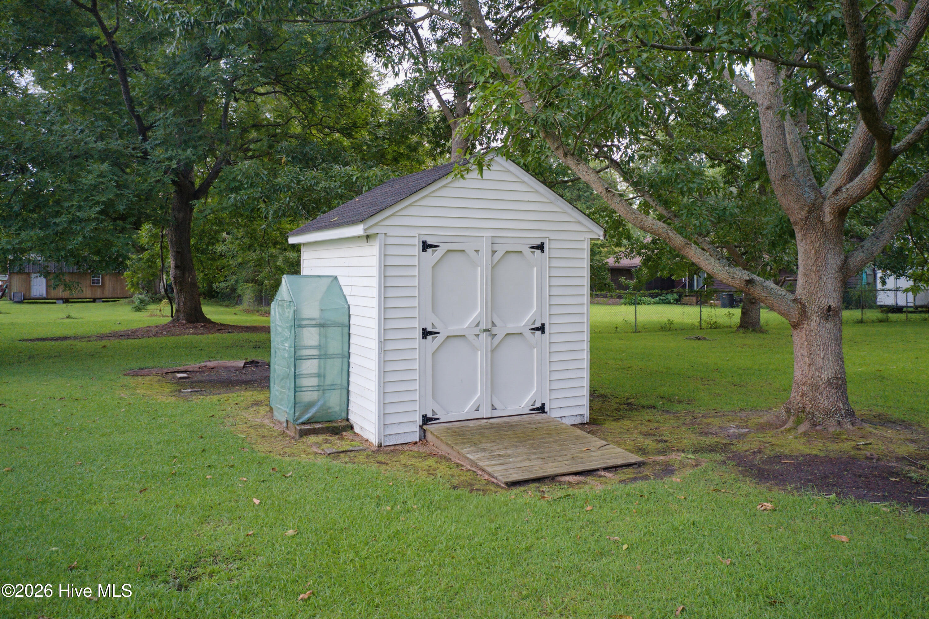 113 Stuart Avenue Property Photo 87