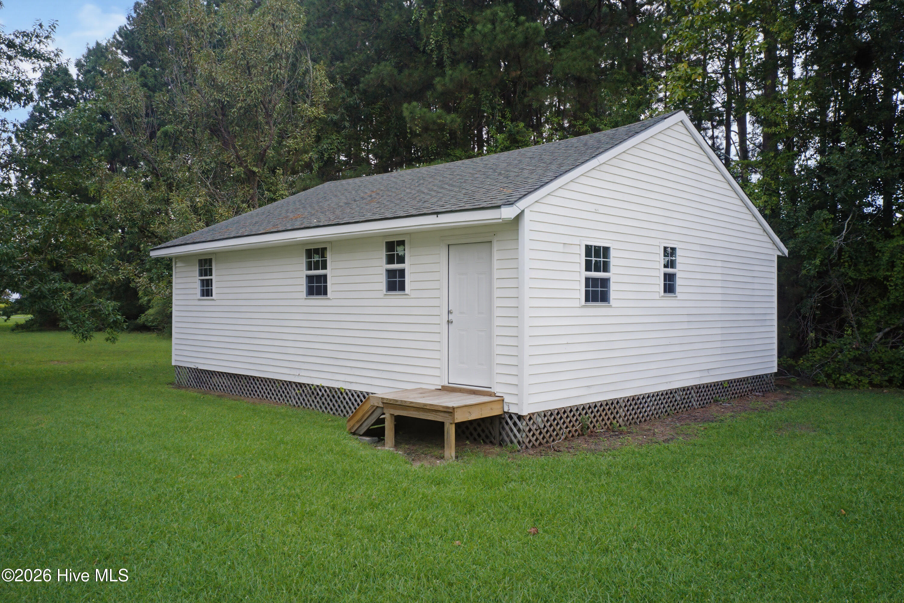 113 Stuart Avenue Property Photo 88