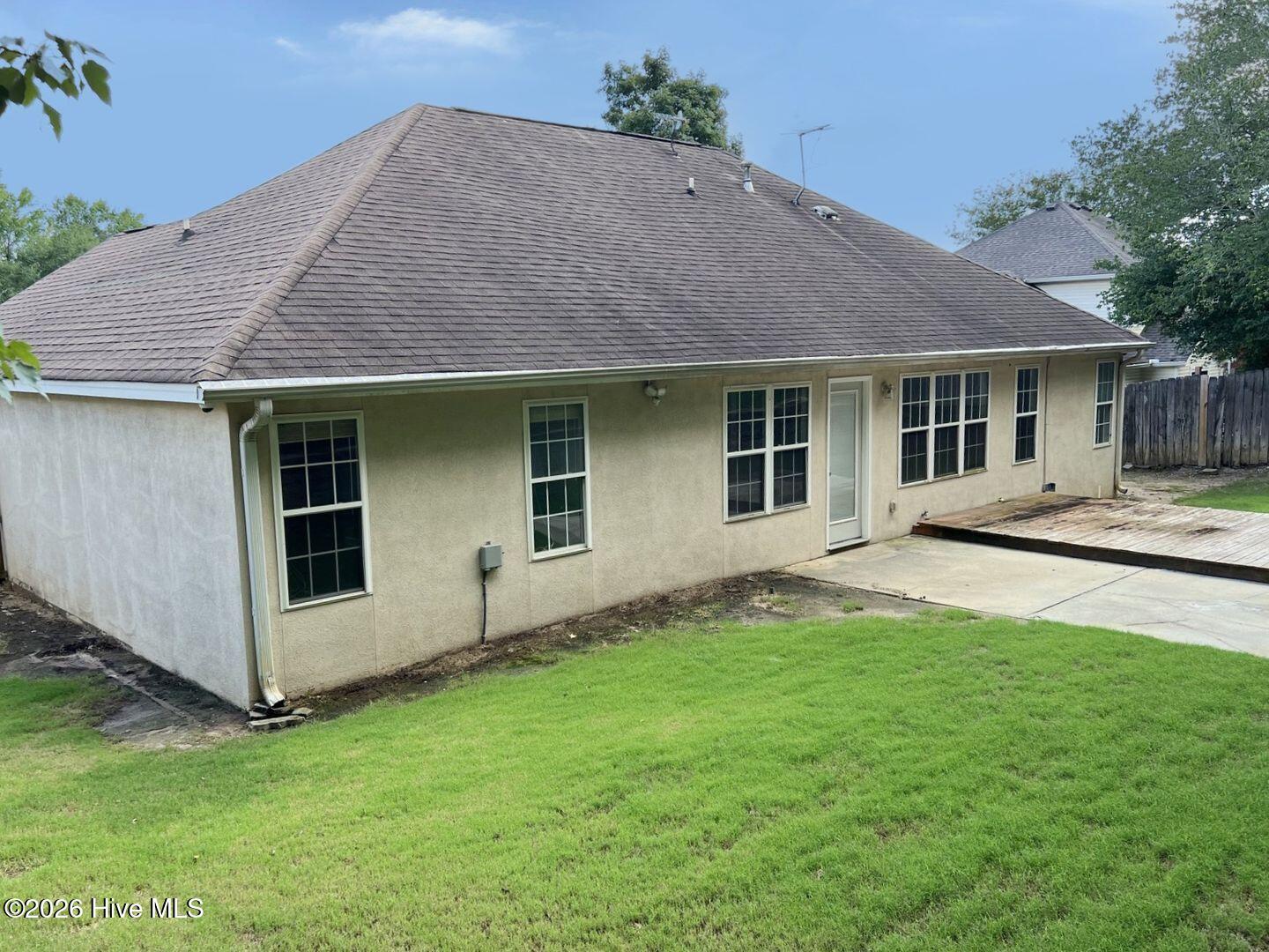 4867 Flagstone Court Property Photo 3